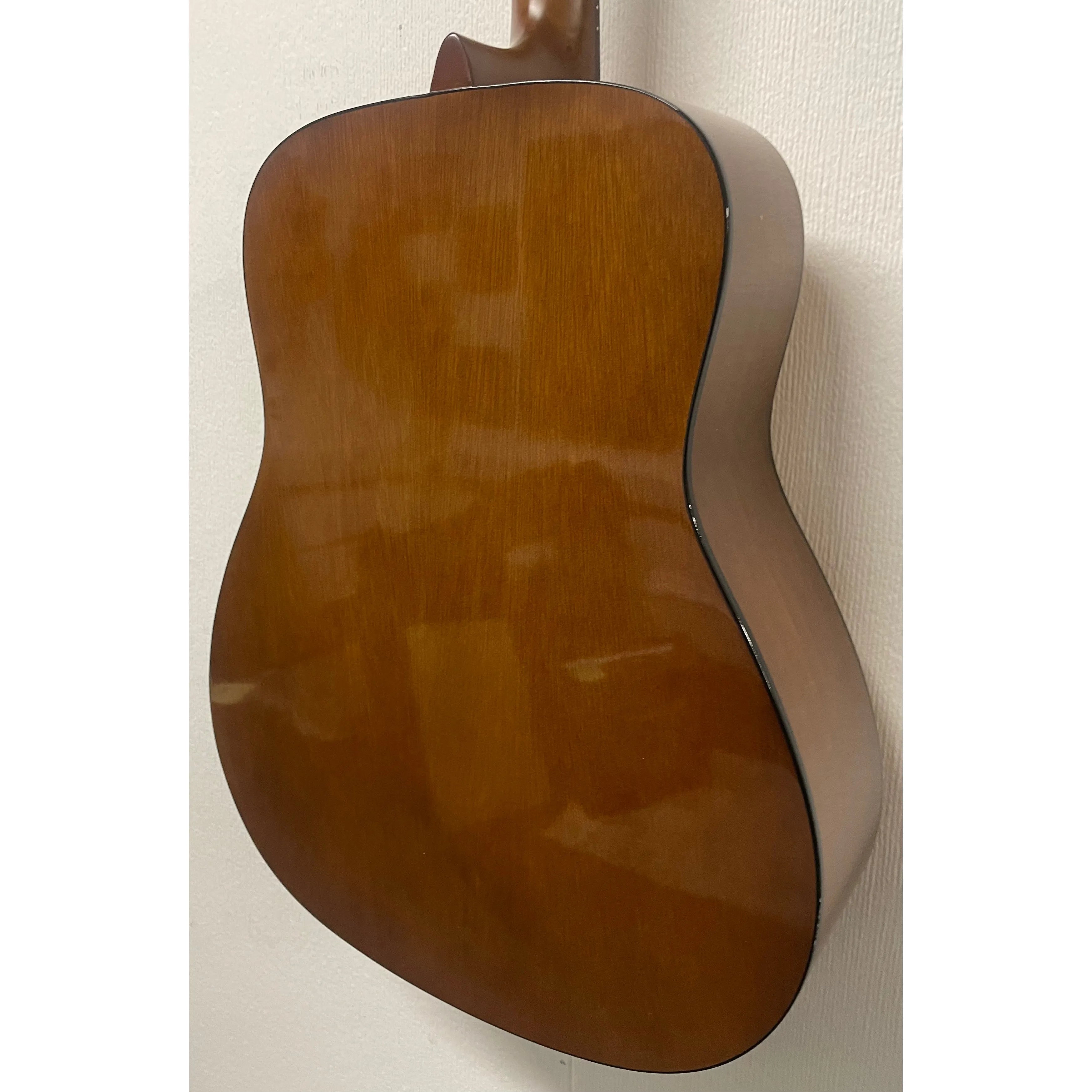 Yamaha F310 Dreadnought Size Acoustic Guitar in Natural Pre-Owned