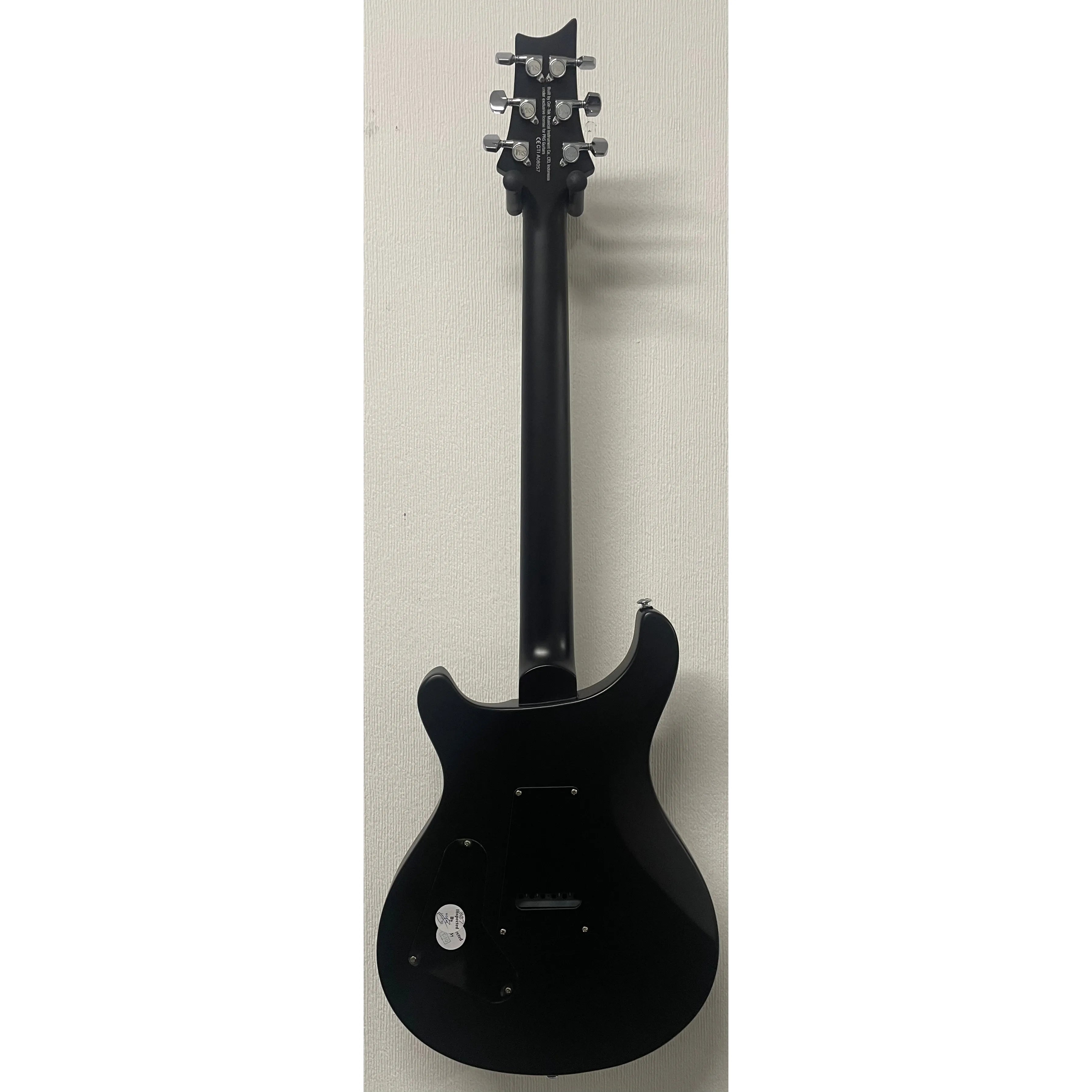 PRS Standard SE 24 Electric Guitar in Black Pre-Owned