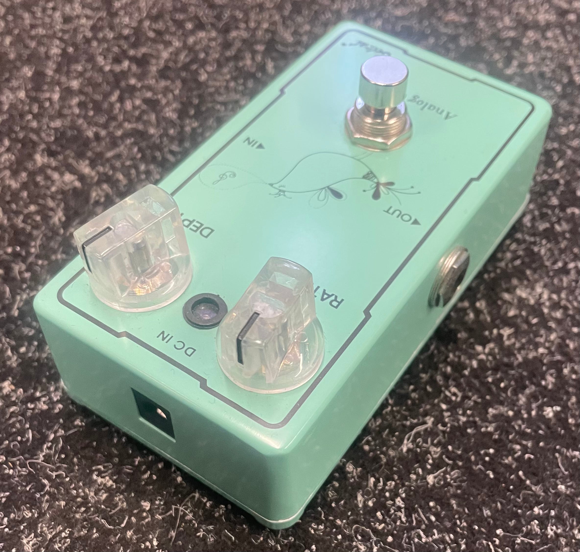 Belcat CHR-604 Analog Chorus Pedal For Electric Guitar Pre-Owned