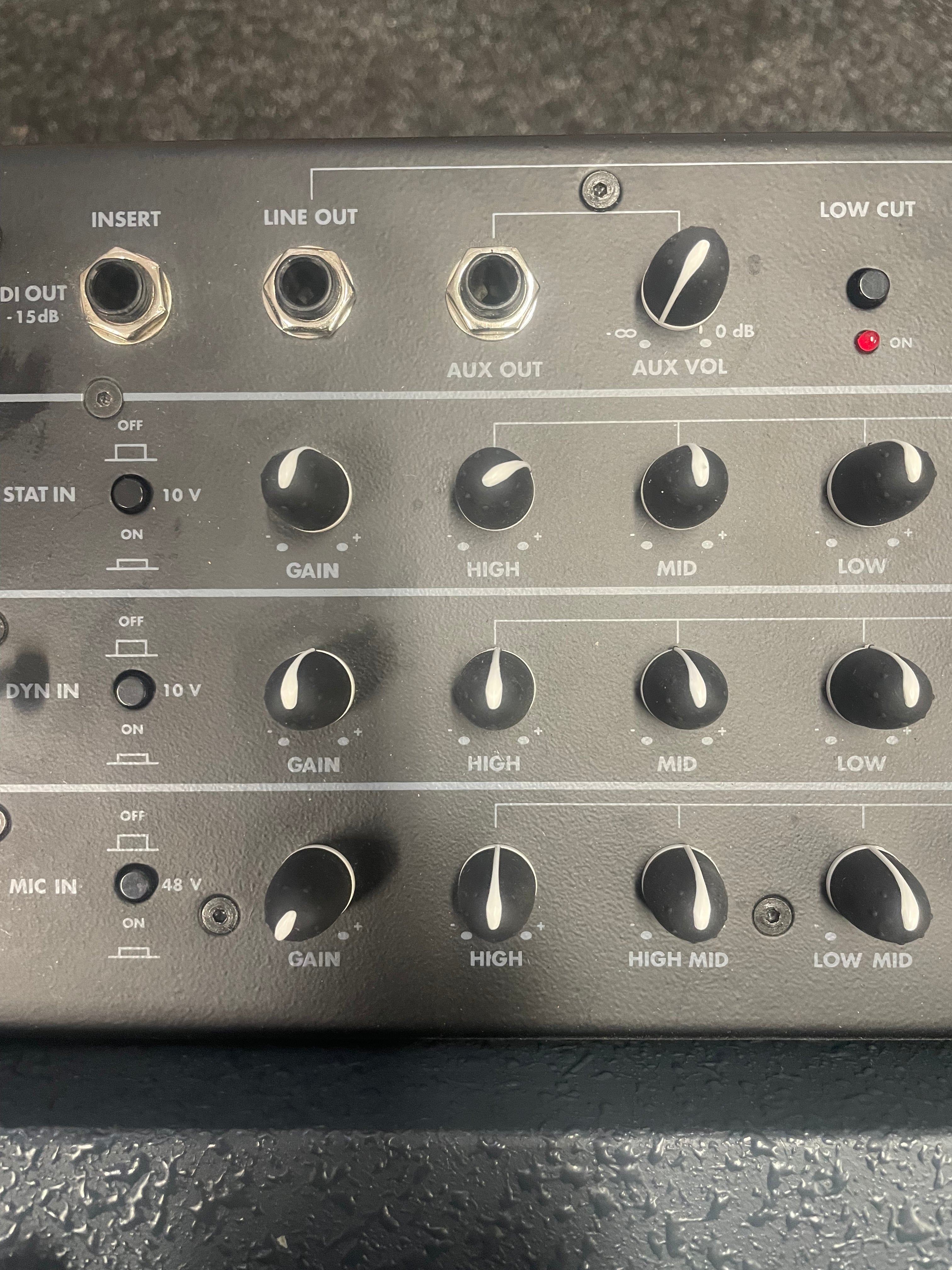 Schertler Unico Classic 200W Bi Amplified Acoustic Amp with Gigbag Pre-Owned