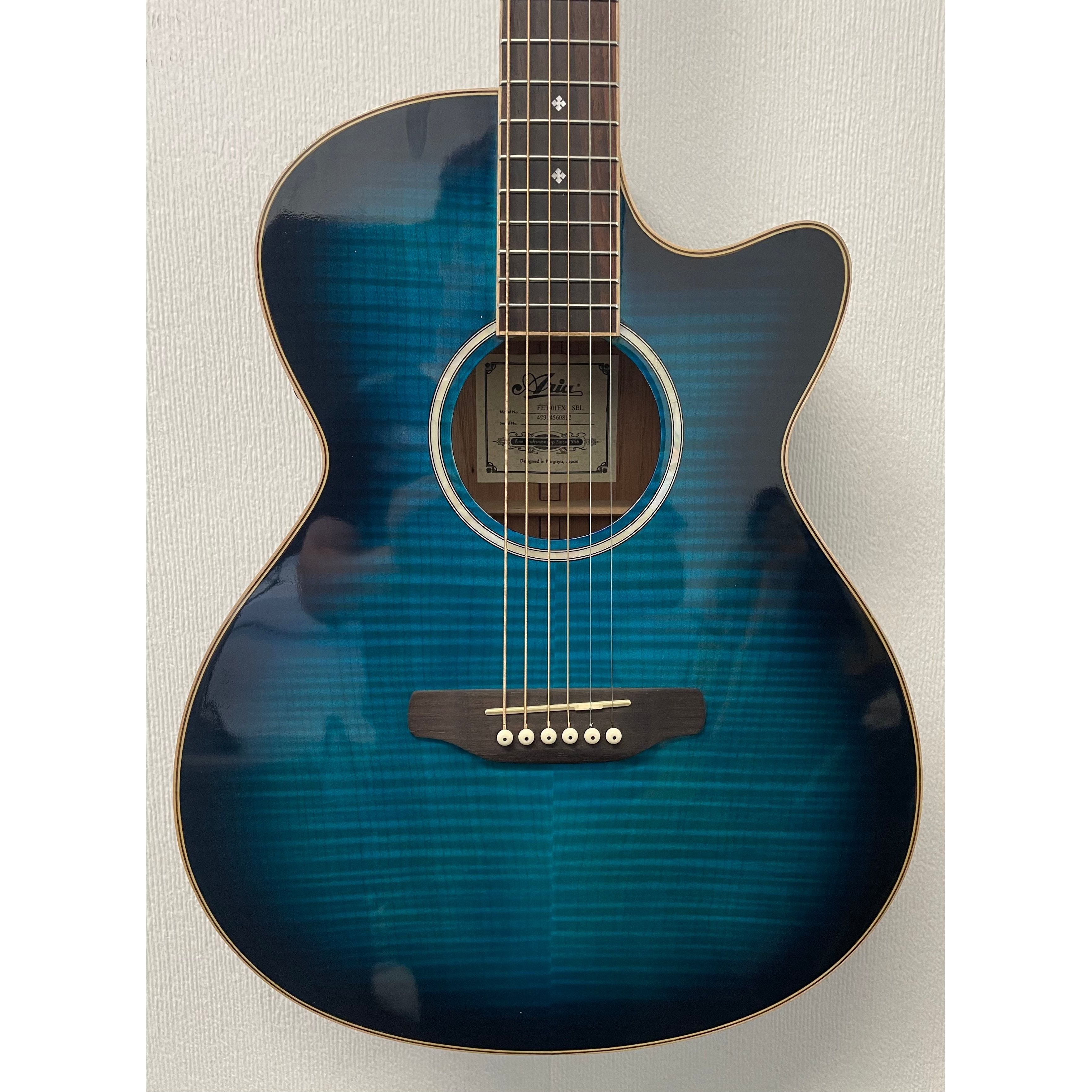 Aria Folk Size Electro Acoustic Guitar with Built in Effects FET-01FX SBL in Thru Blue with Original Gigbag Pre-Owned