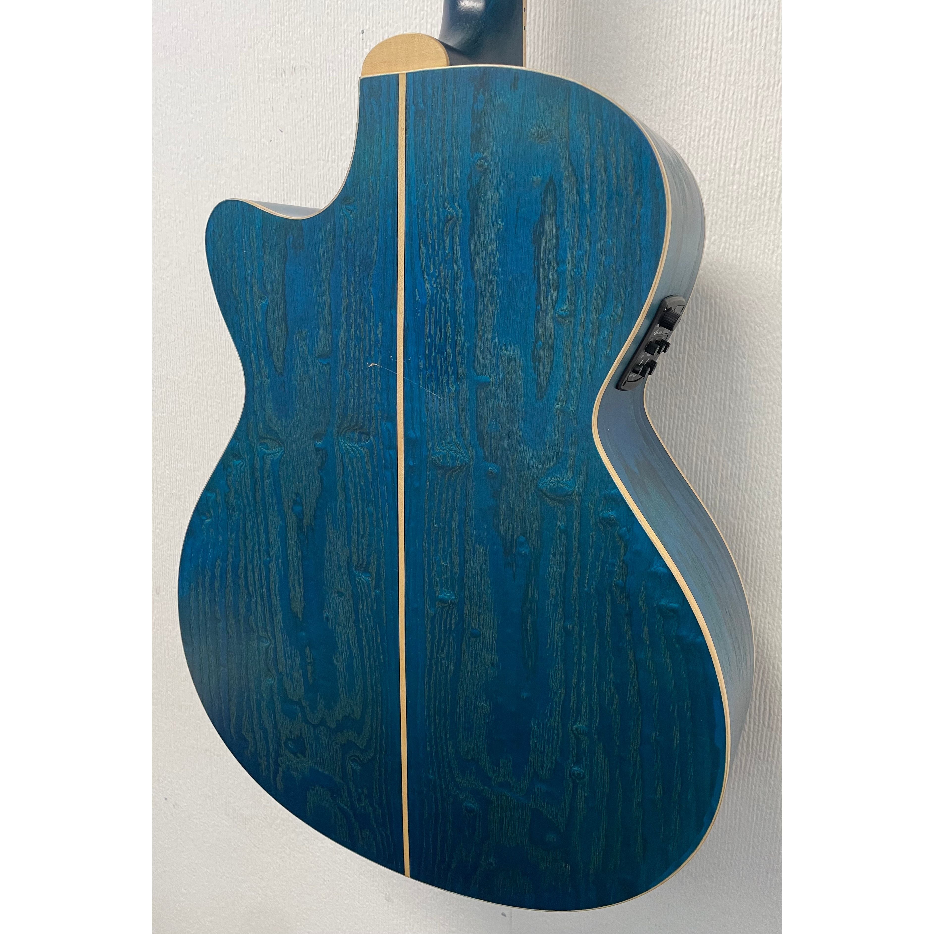Aria Folk Size Electro Acoustic Guitar with Built in Effects FET-01FX SBL in Thru Blue with Original Gigbag Pre-Owned