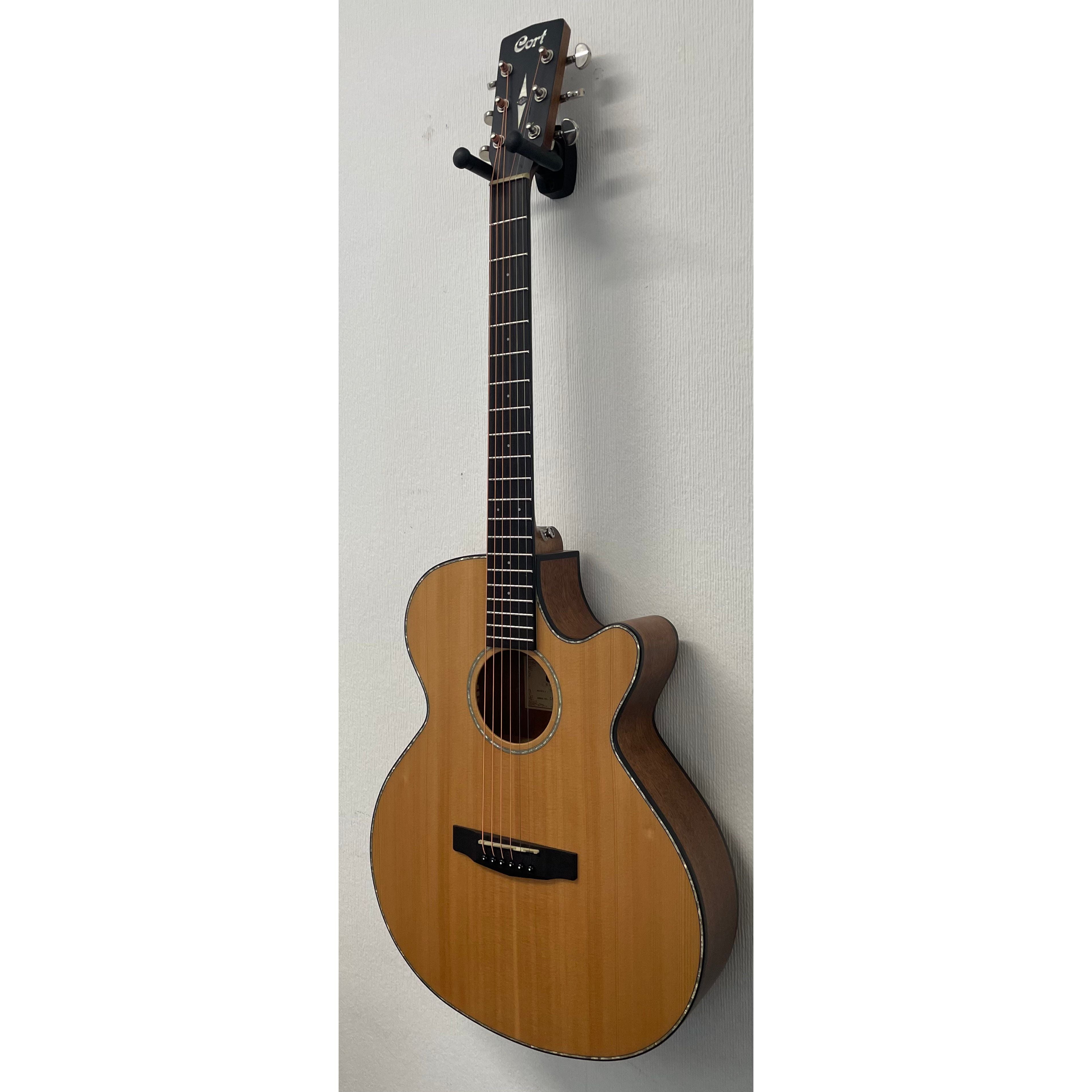 Cort Electro Acoustic Slimline Guitar SFX E NS in Natural Satin Finish Pre-Owned