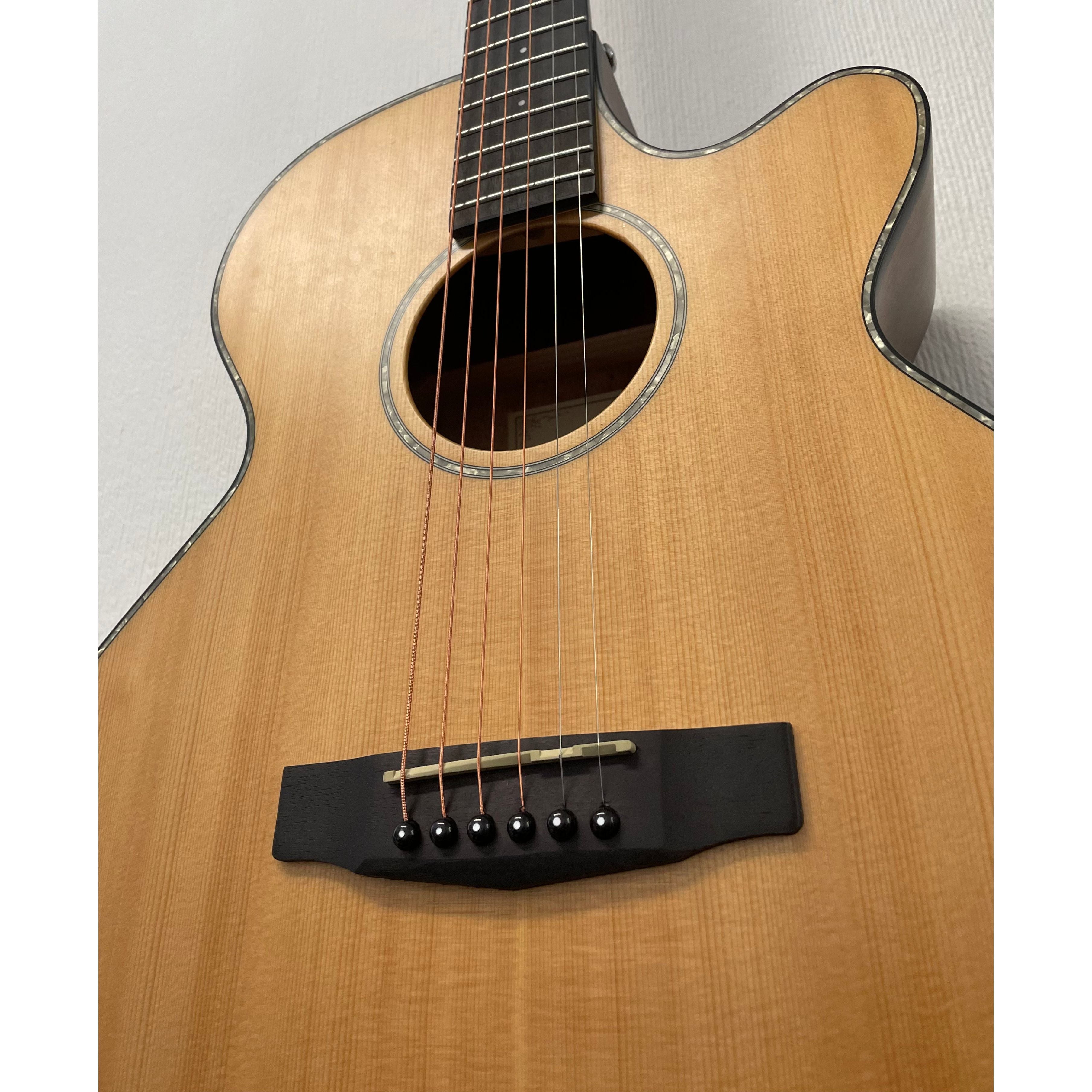 Cort Electro Acoustic Slimline Guitar SFX E NS in Natural Satin Finish Pre-Owned