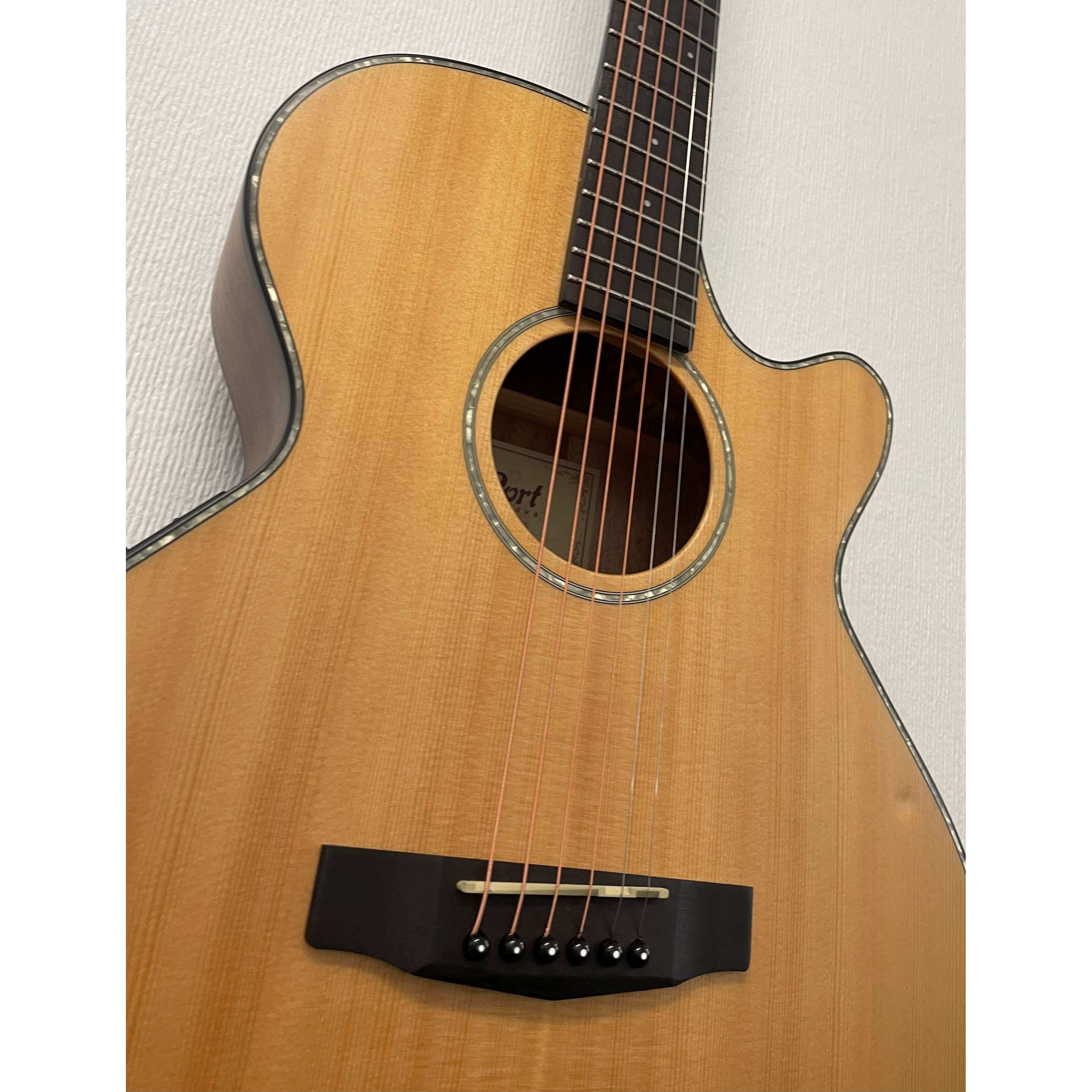 Cort Electro Acoustic Slimline Guitar SFX E NS in Natural Satin Finish Pre-Owned
