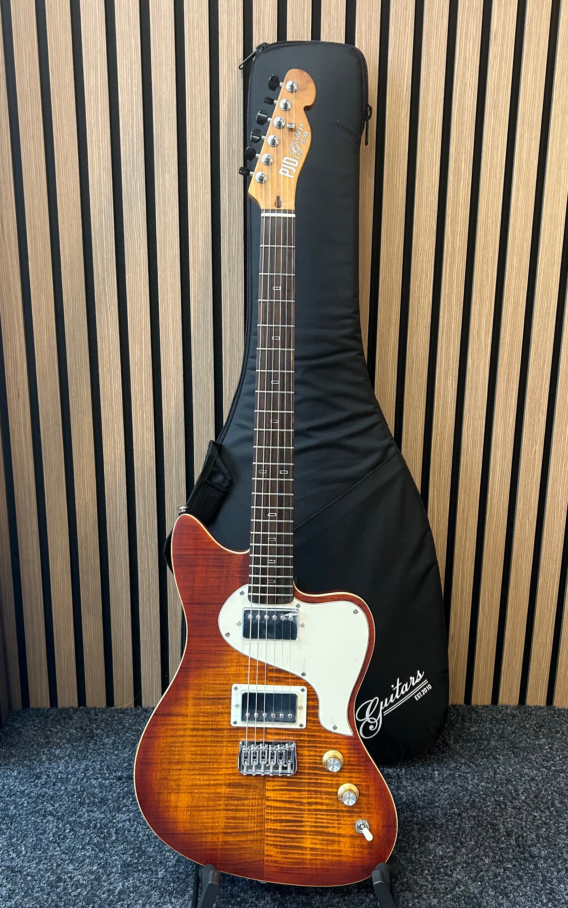 PJD Guitars St. John Orgin Series Pro in Orginal Burst