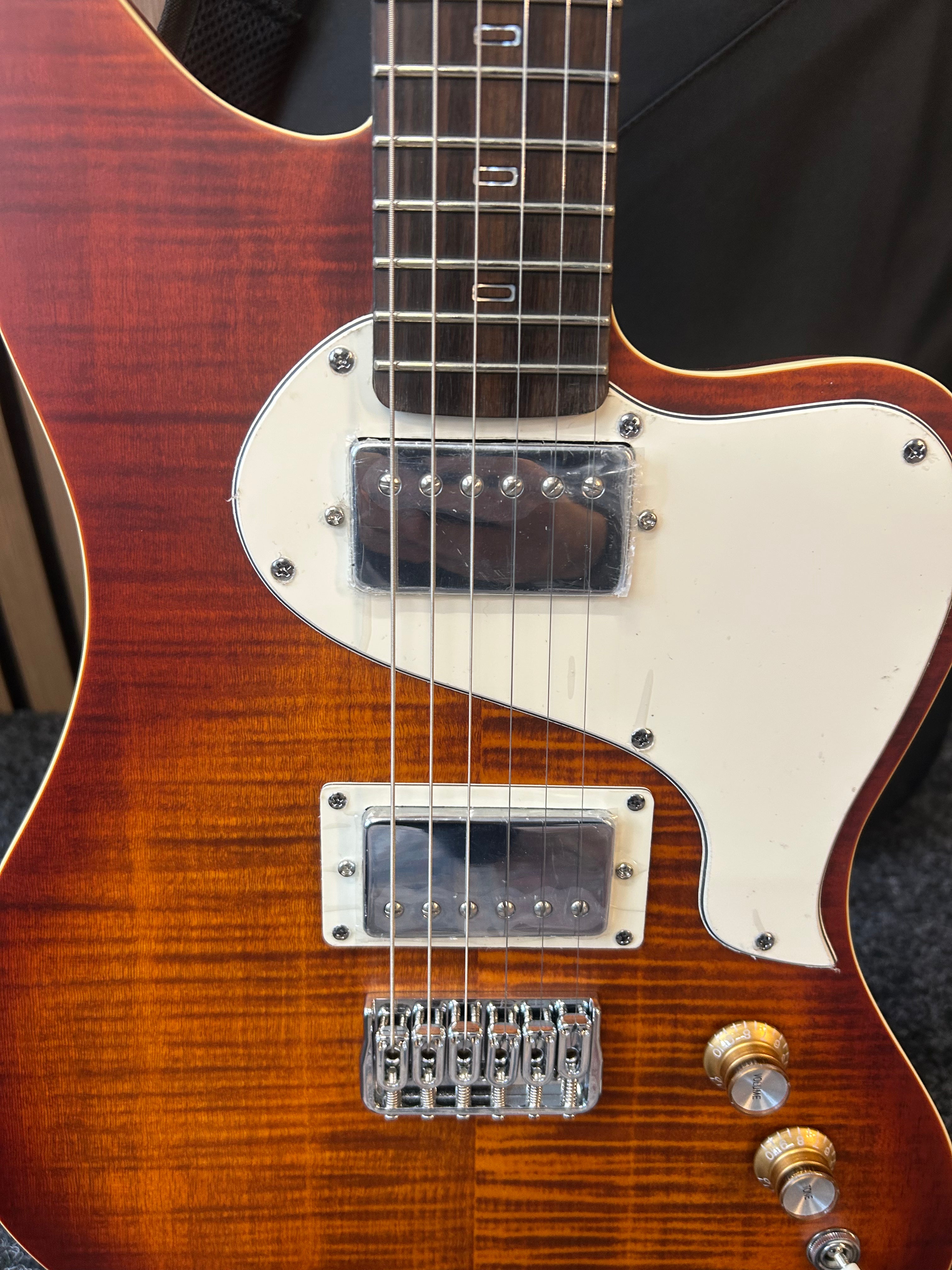 PJD Guitars St. John Orgin Series Pro in Orginal Burst