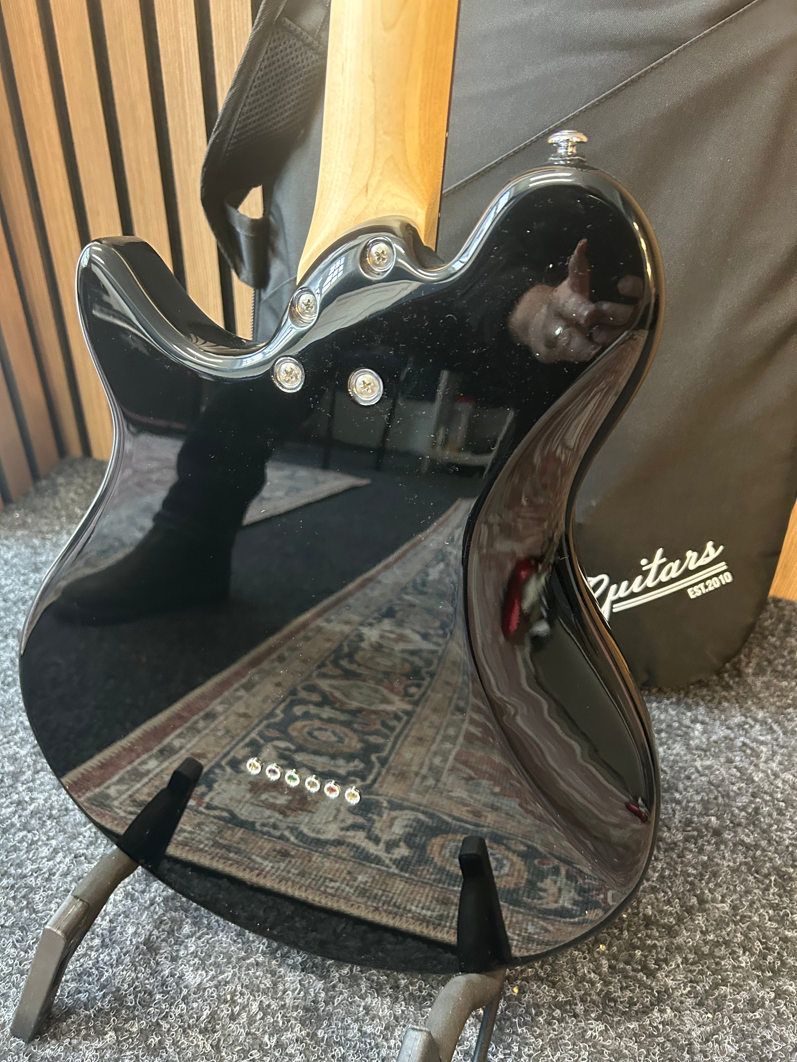 PJD Guitars York Orgin Series Standard in Midnight Black