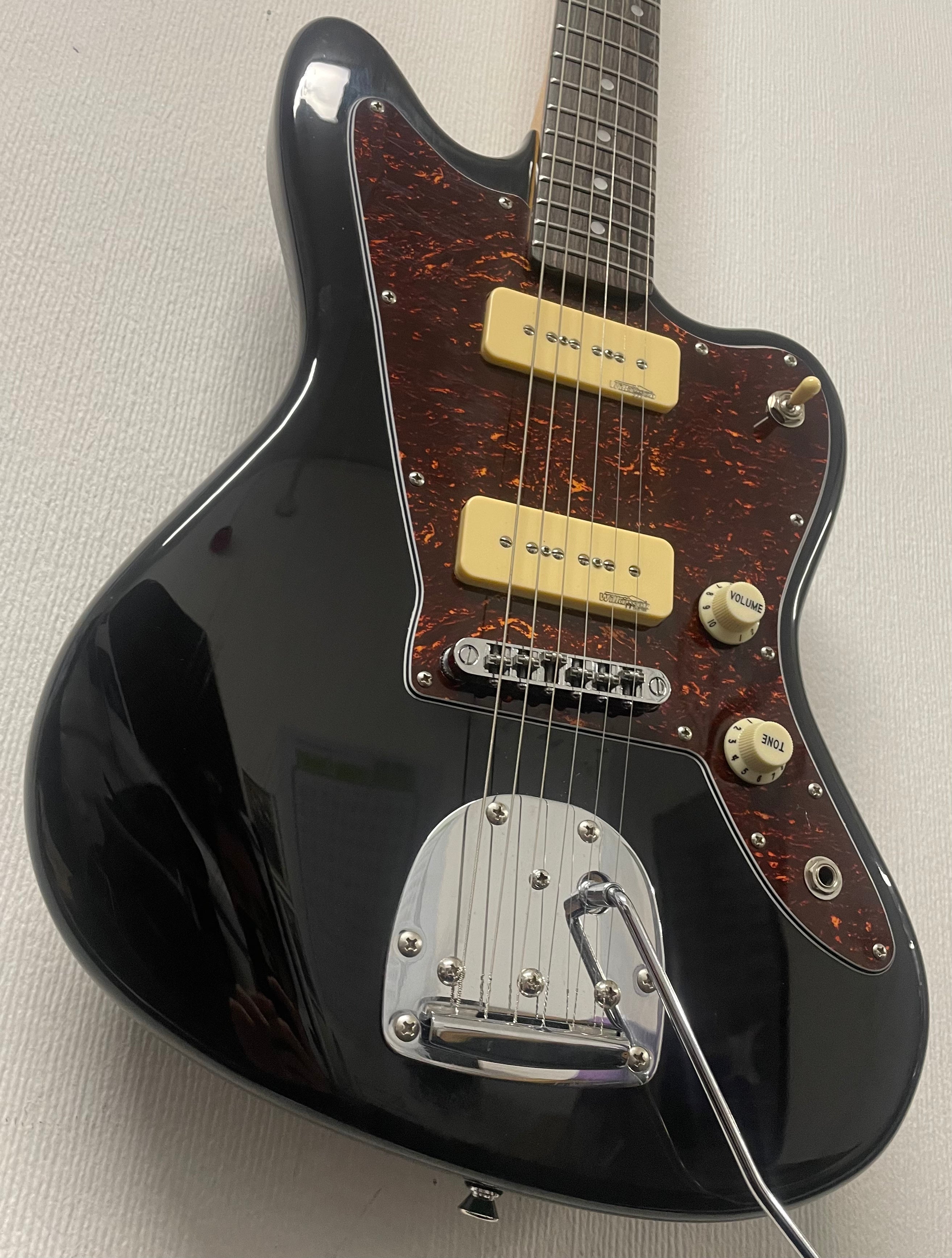 Vintage V65 ReIssued Series Vibrato Electric Guitar in Gloss Black Pre-Owned