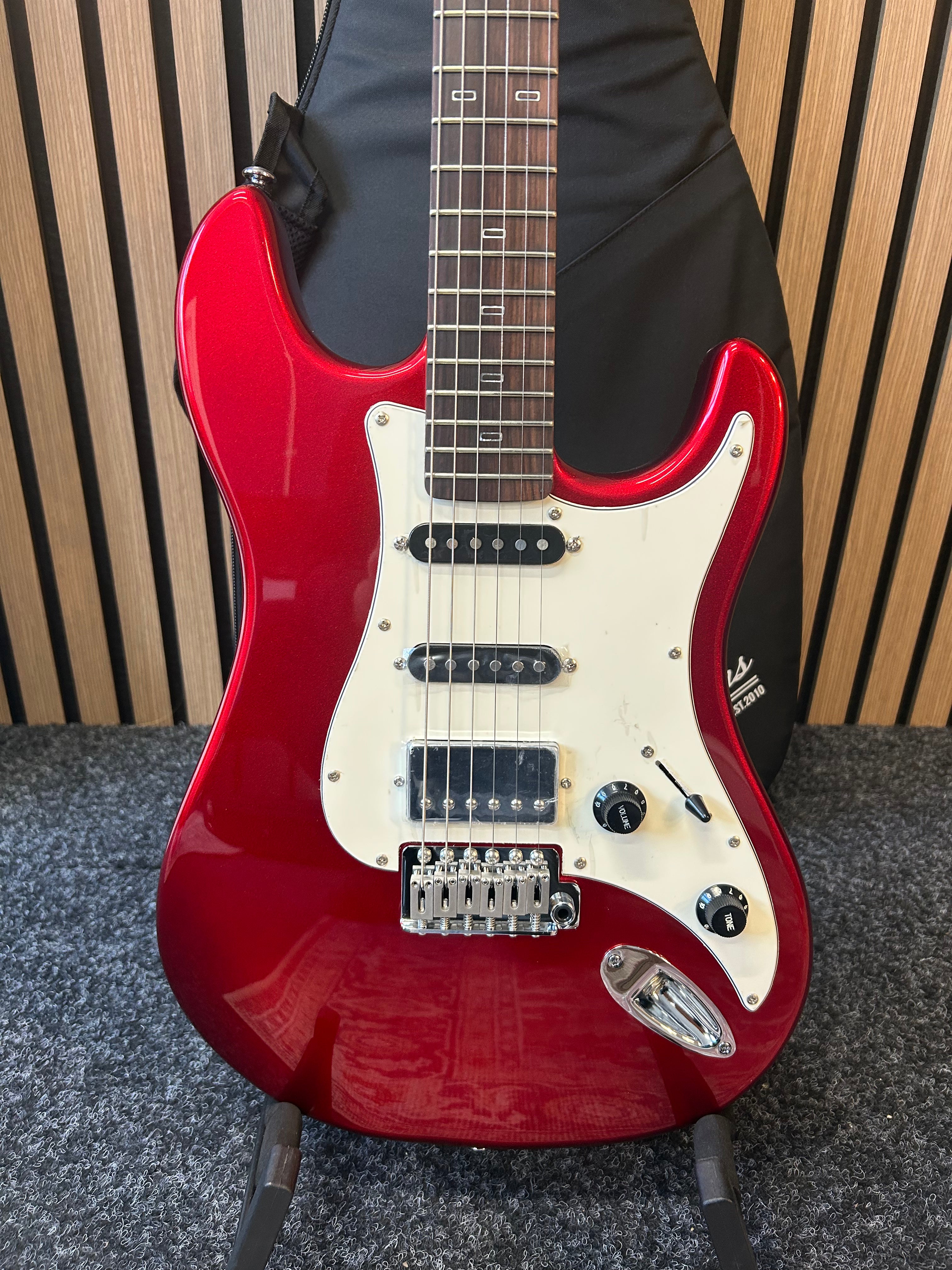 PJD Guitars Woodford Orgin Series Standard in Candy Apple Red