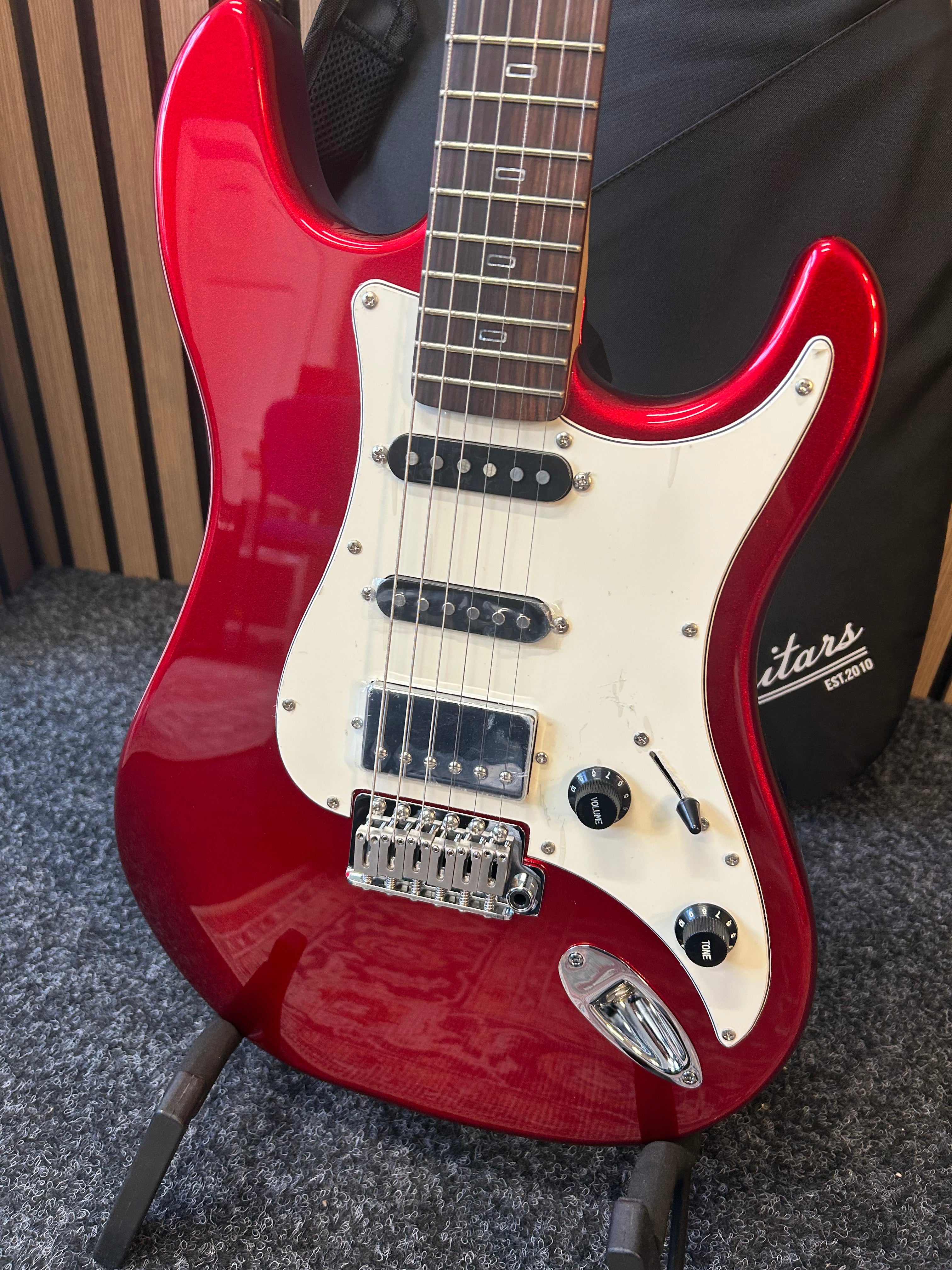 PJD Guitars Woodford Orgin Series Standard in Candy Apple Red