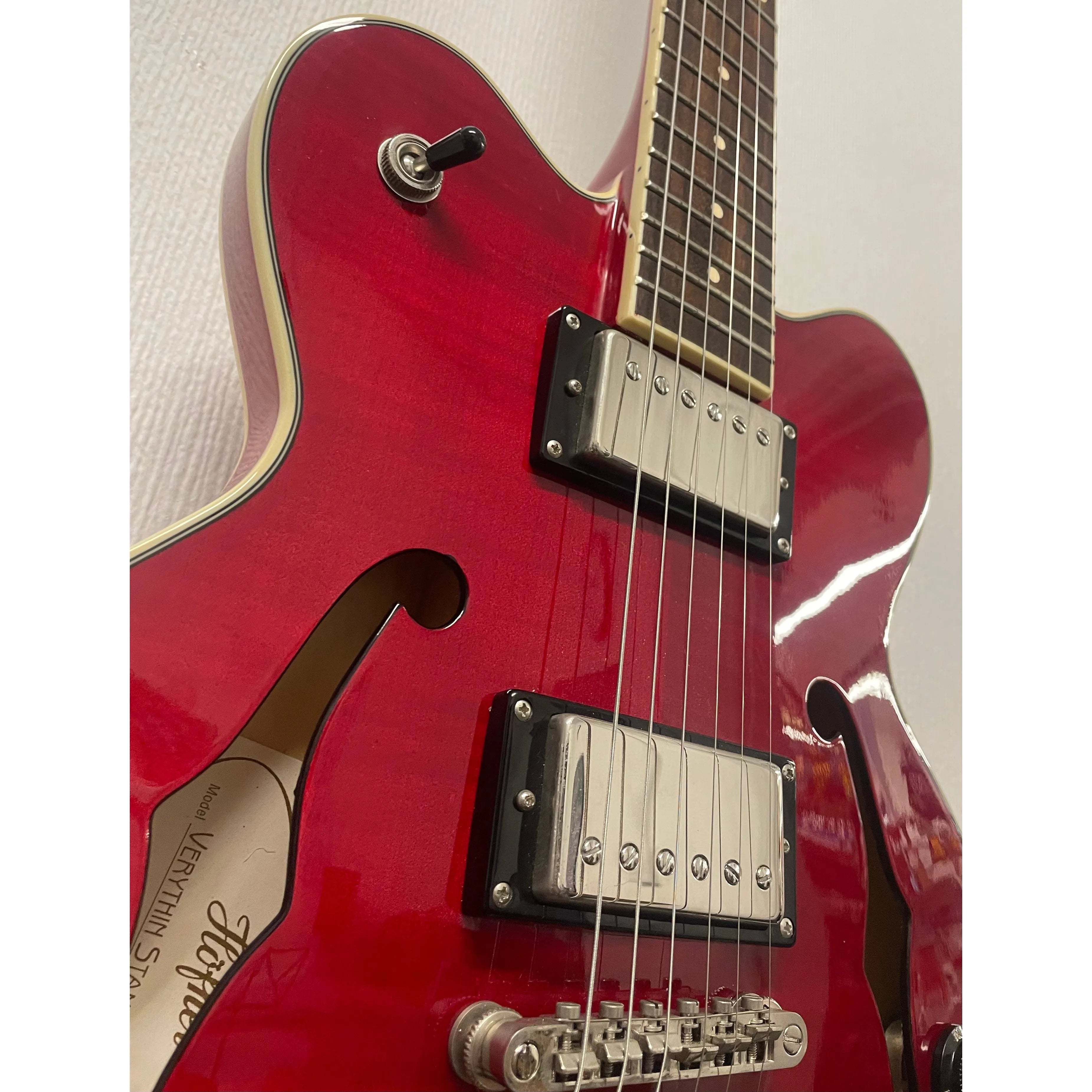 Hofner Verythin Contemporary Standard D Electric Guitar in Cherry Red Pre-Owned