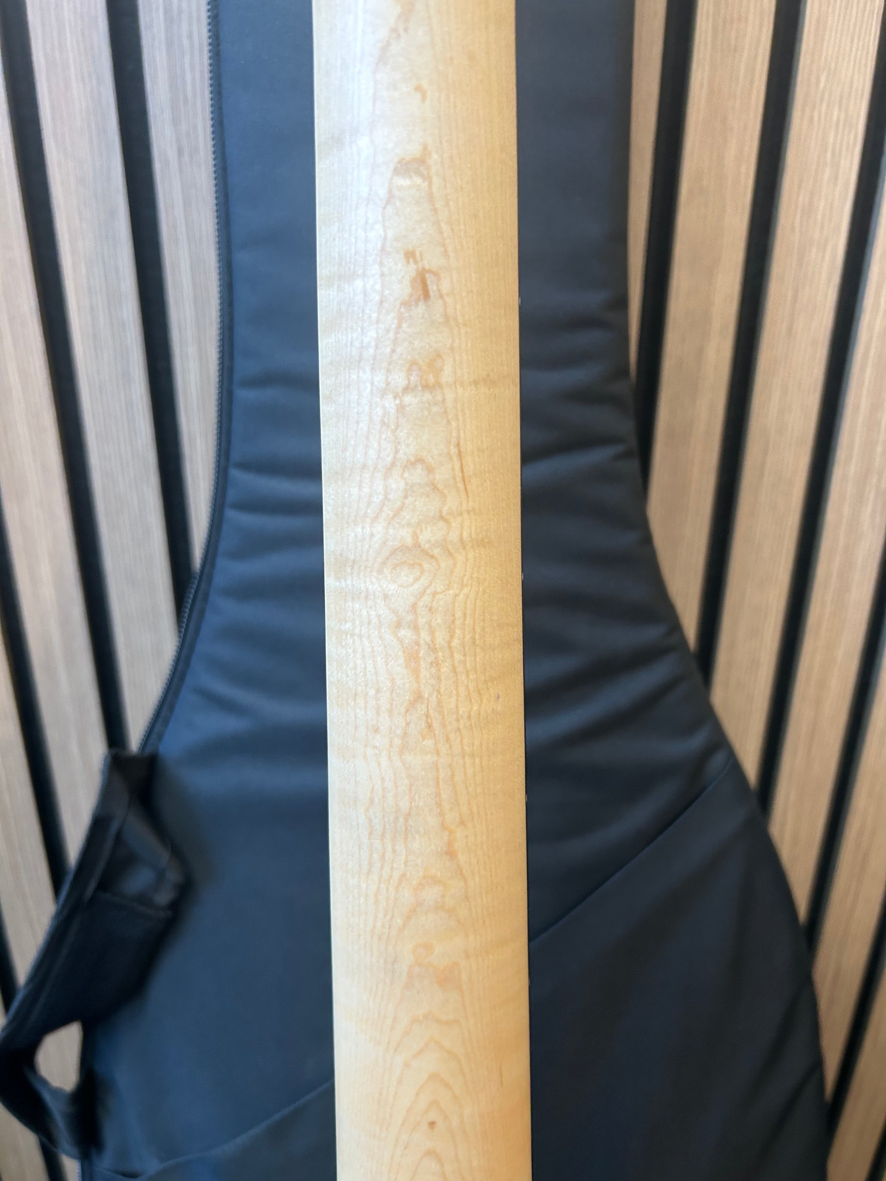 PJD Guitars Woodford Orgin Series Standard in Firemist Gold