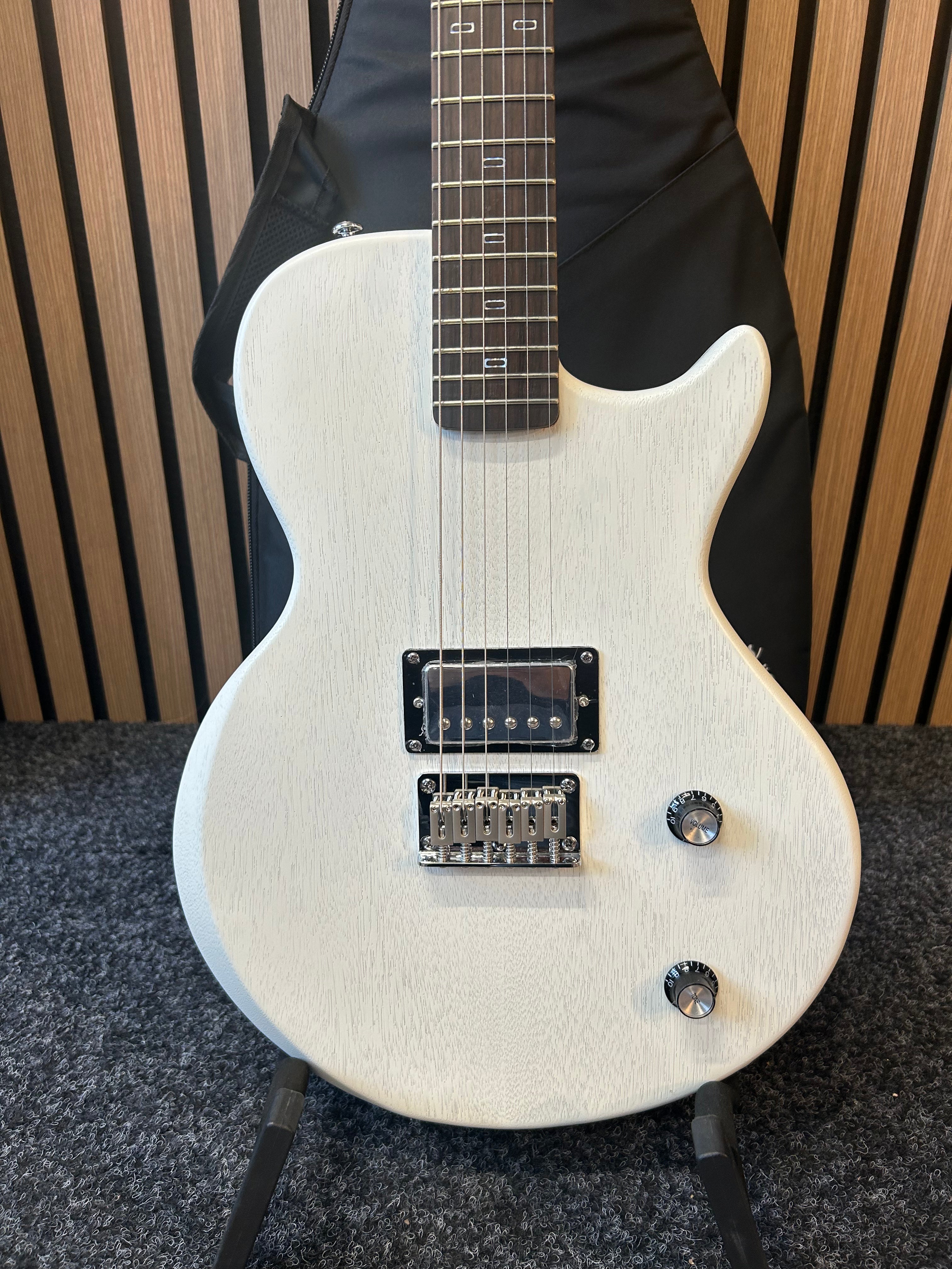 PJD Guitars Carey Orgin Series Apprentice in Cream Soda