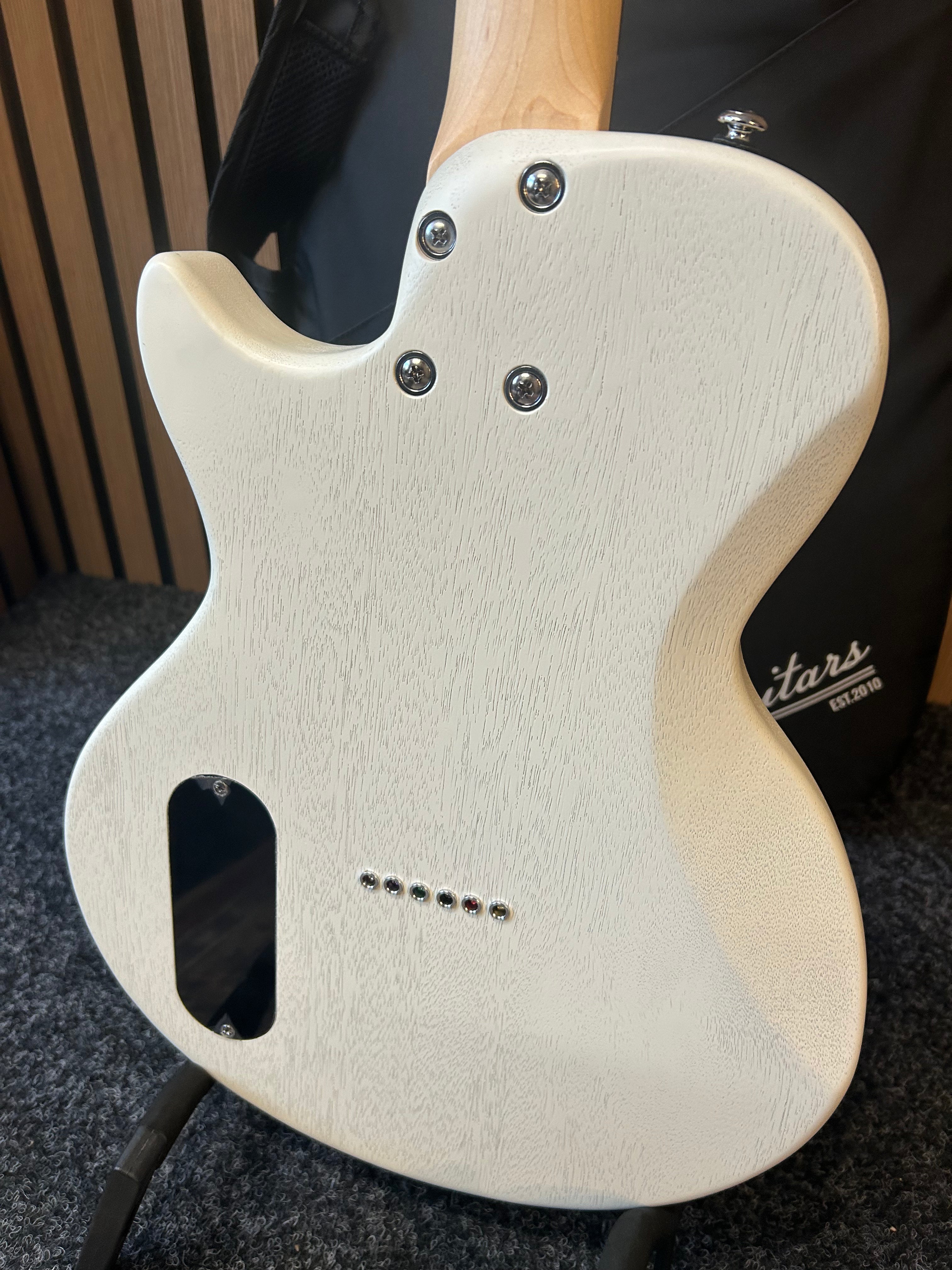 PJD Guitars Carey Orgin Series Apprentice in Cream Soda