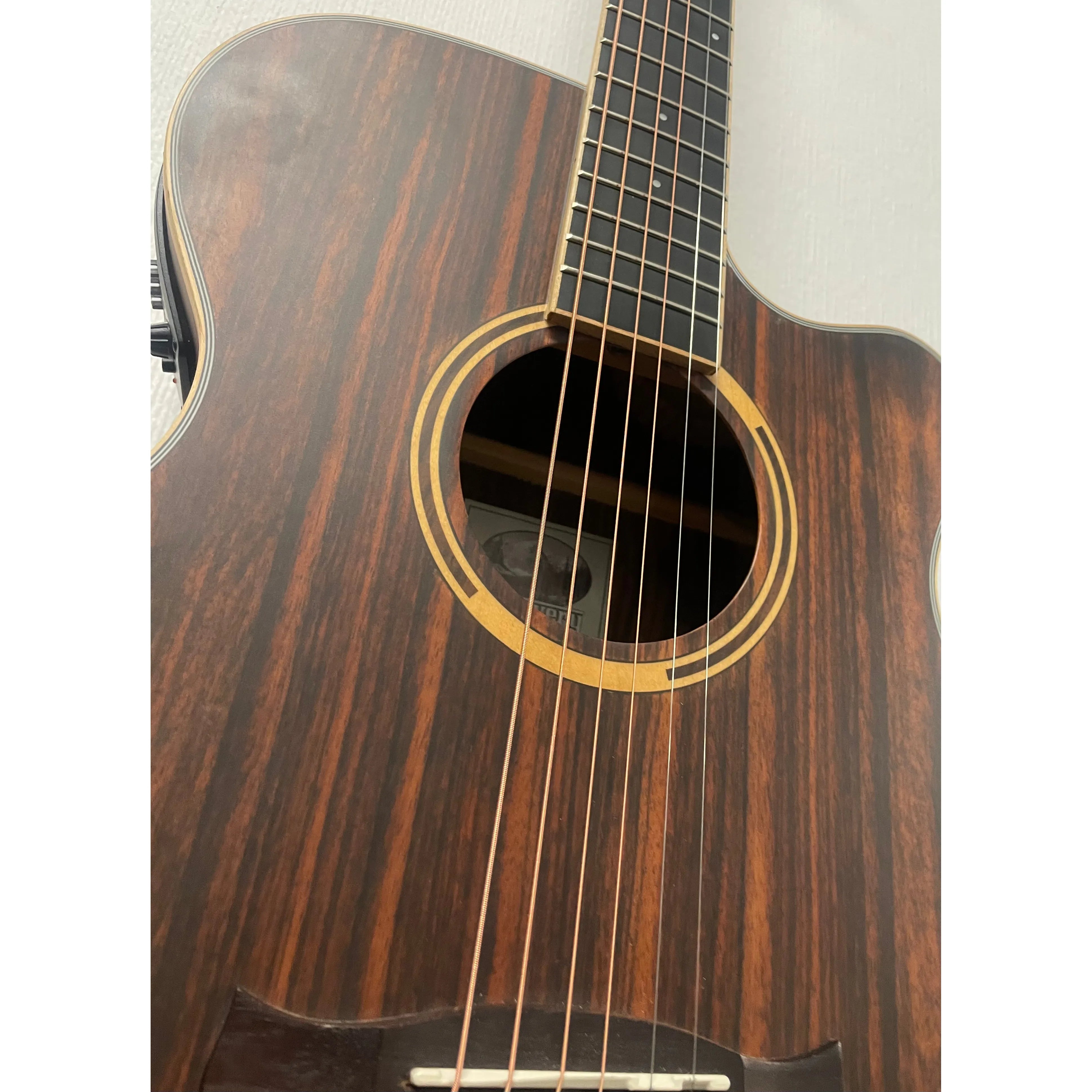 Tanglewood Super Folk Discovery DBT SFCE AEB Electro-Acoustic Guitar with Styrofoam Case Pre-Owned