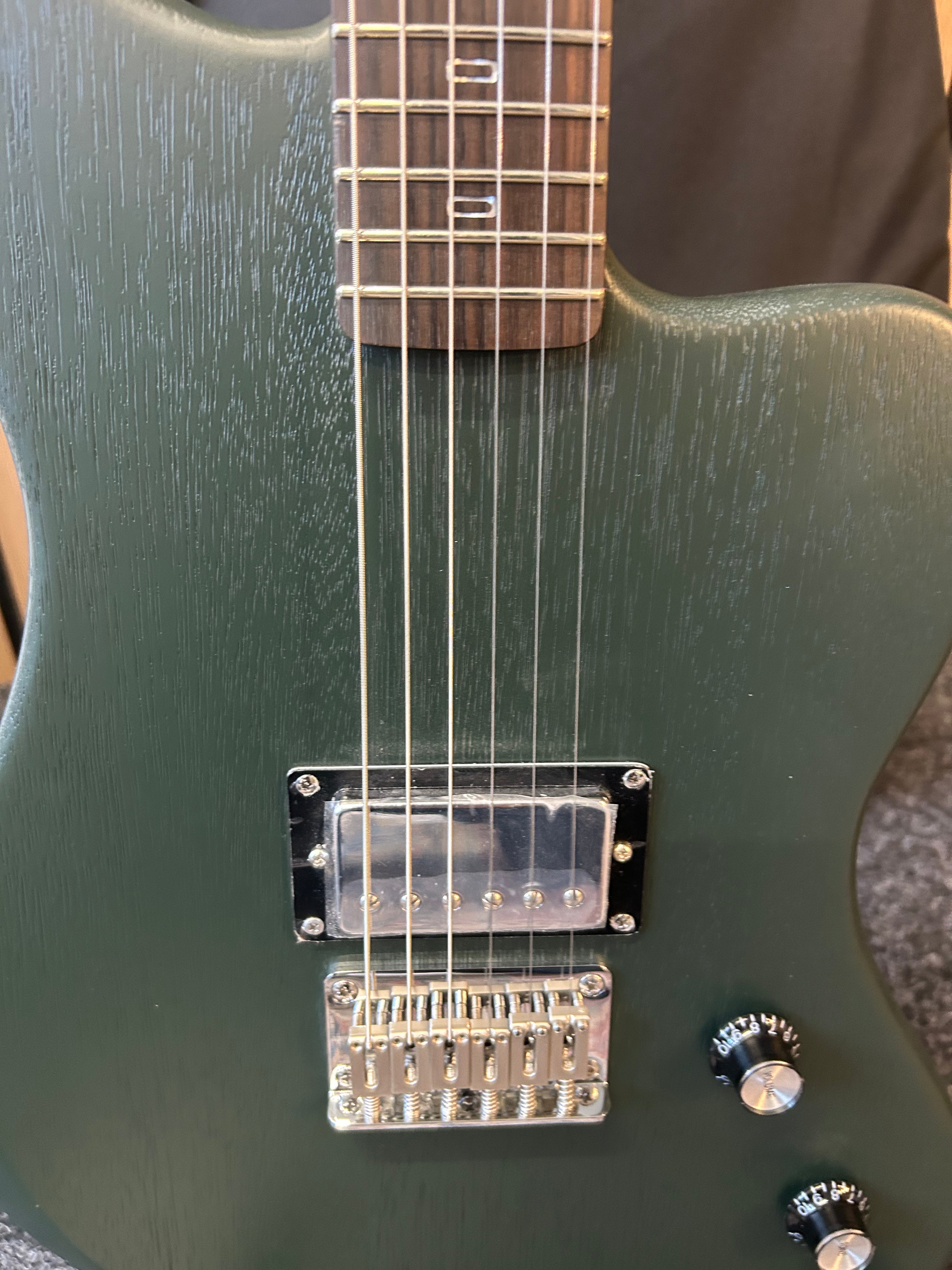 PJD Guitars St. John Orgin Series Apprentice in Nato Olive