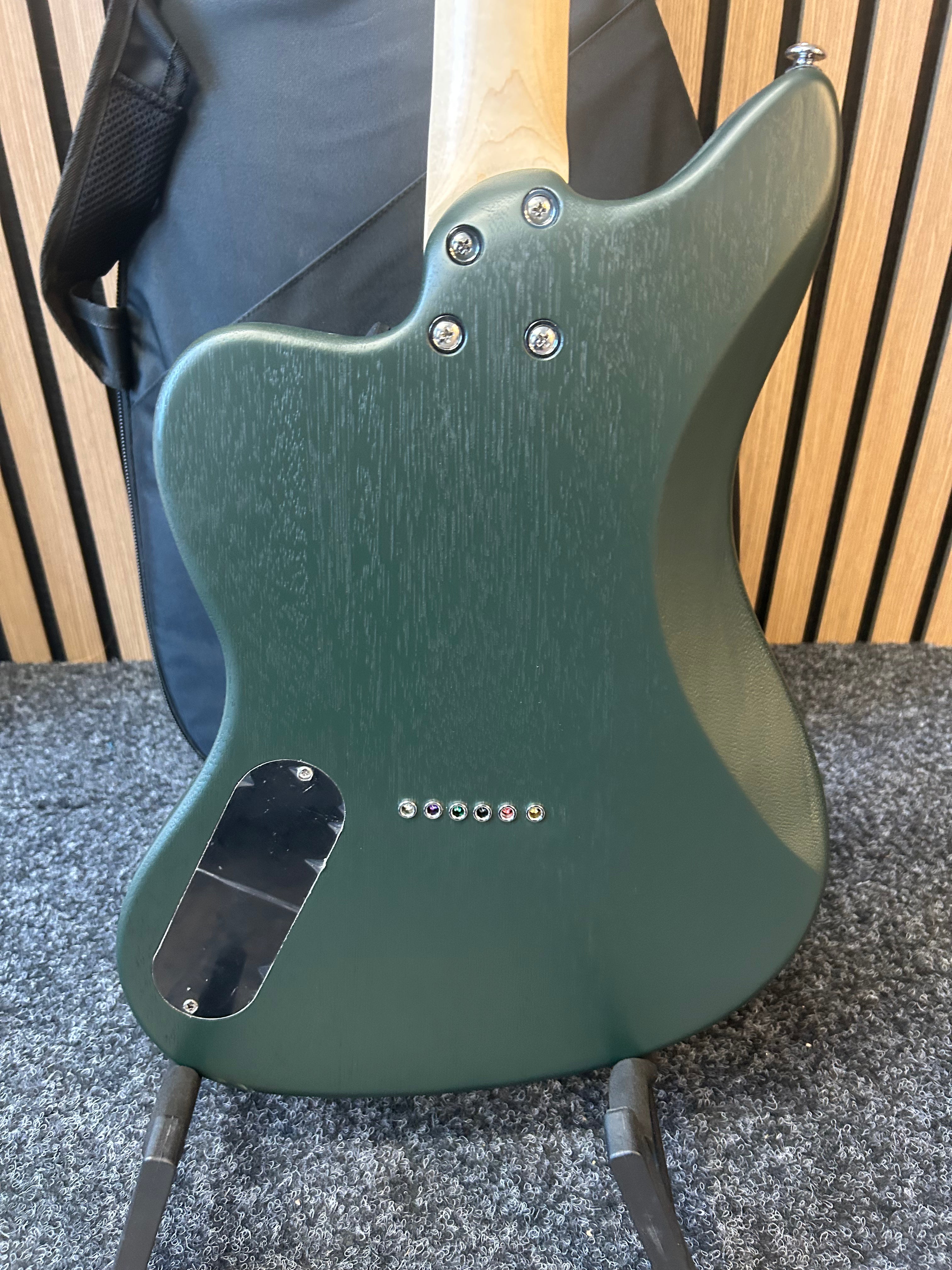 PJD Guitars St. John Orgin Series Apprentice in Nato Olive