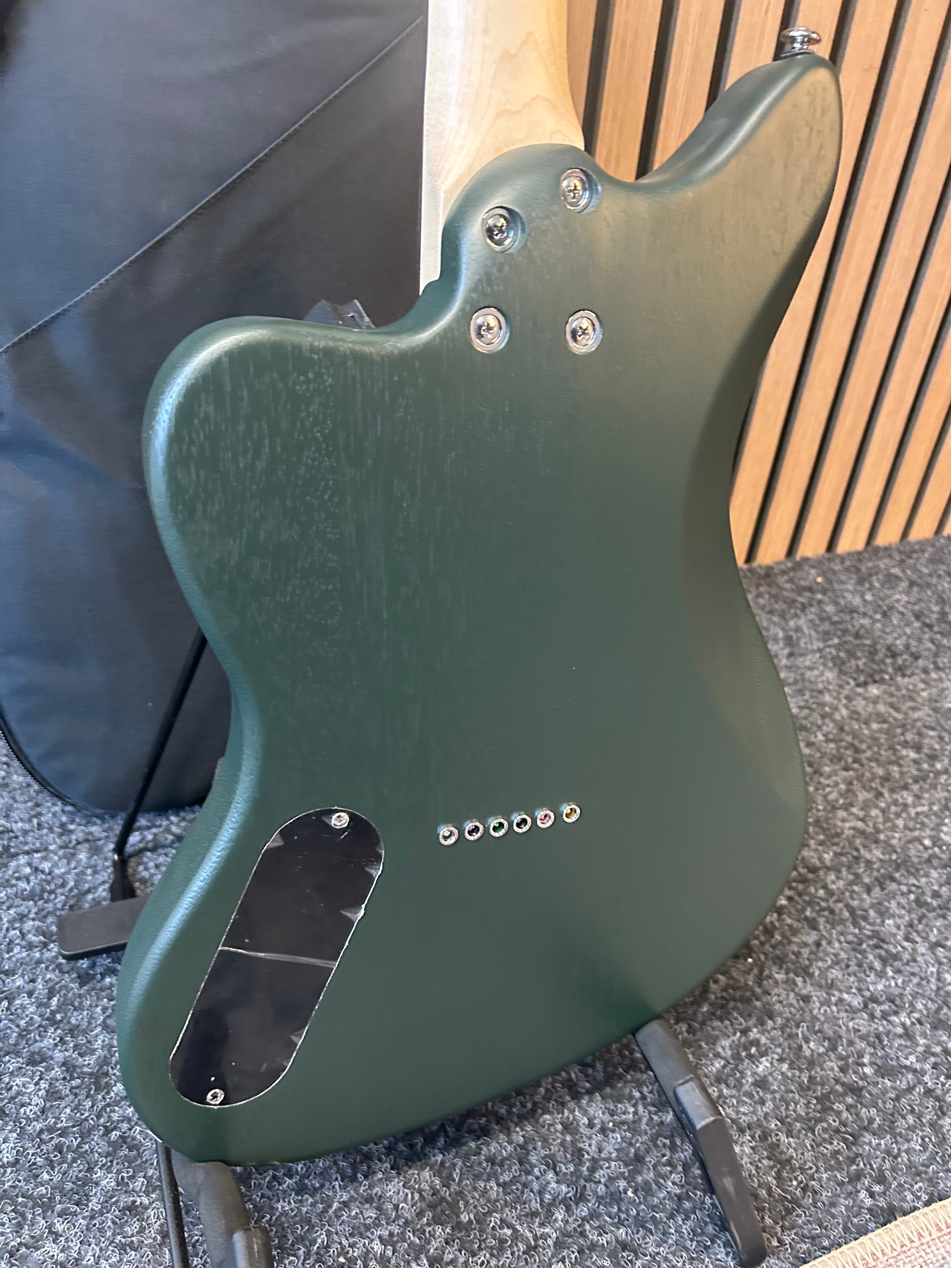 PJD Guitars St. John Orgin Series Apprentice in Nato Olive