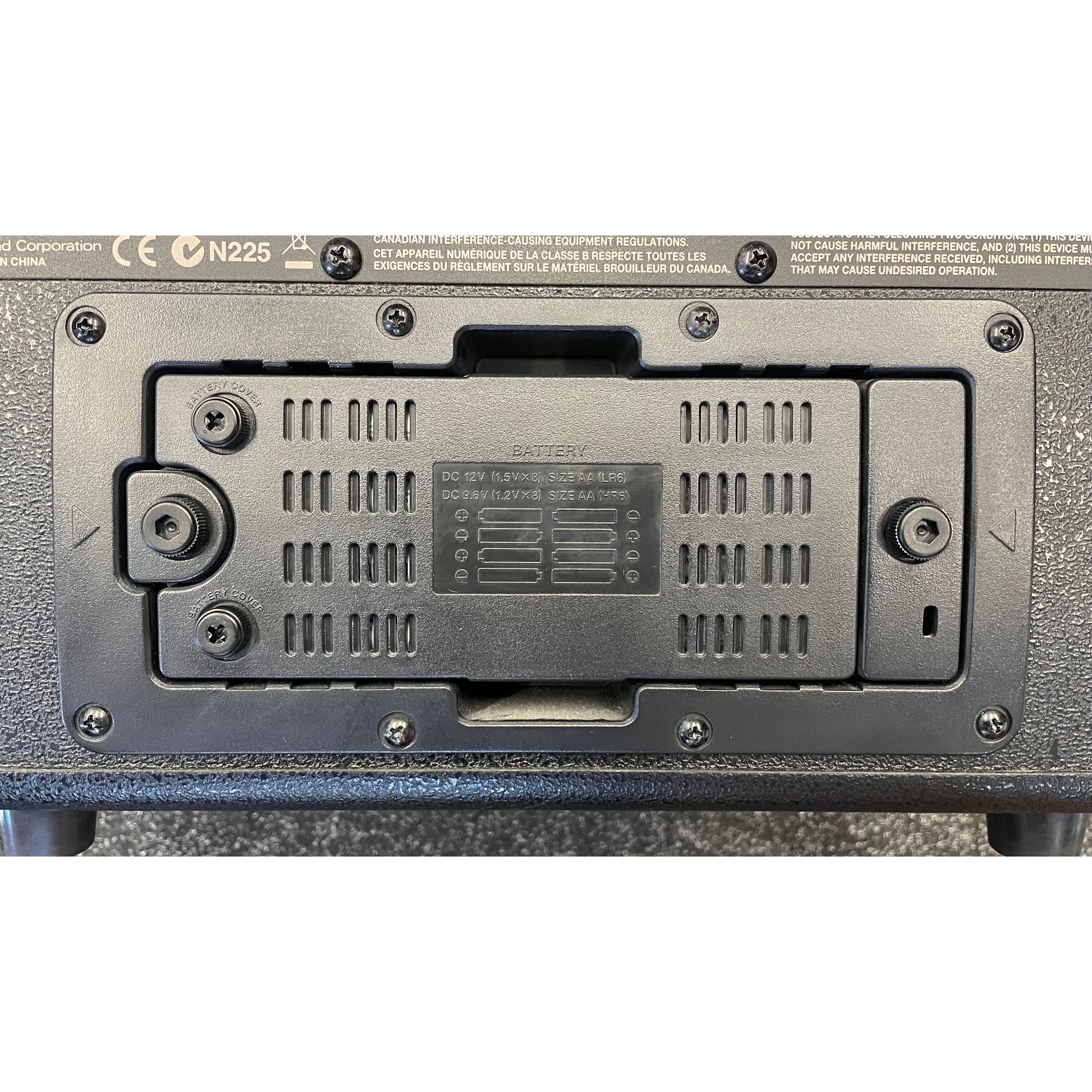 Roland AC33 Acoustic Chorus Battery Operated Portable Acoustic Amplifier Pre-Owned