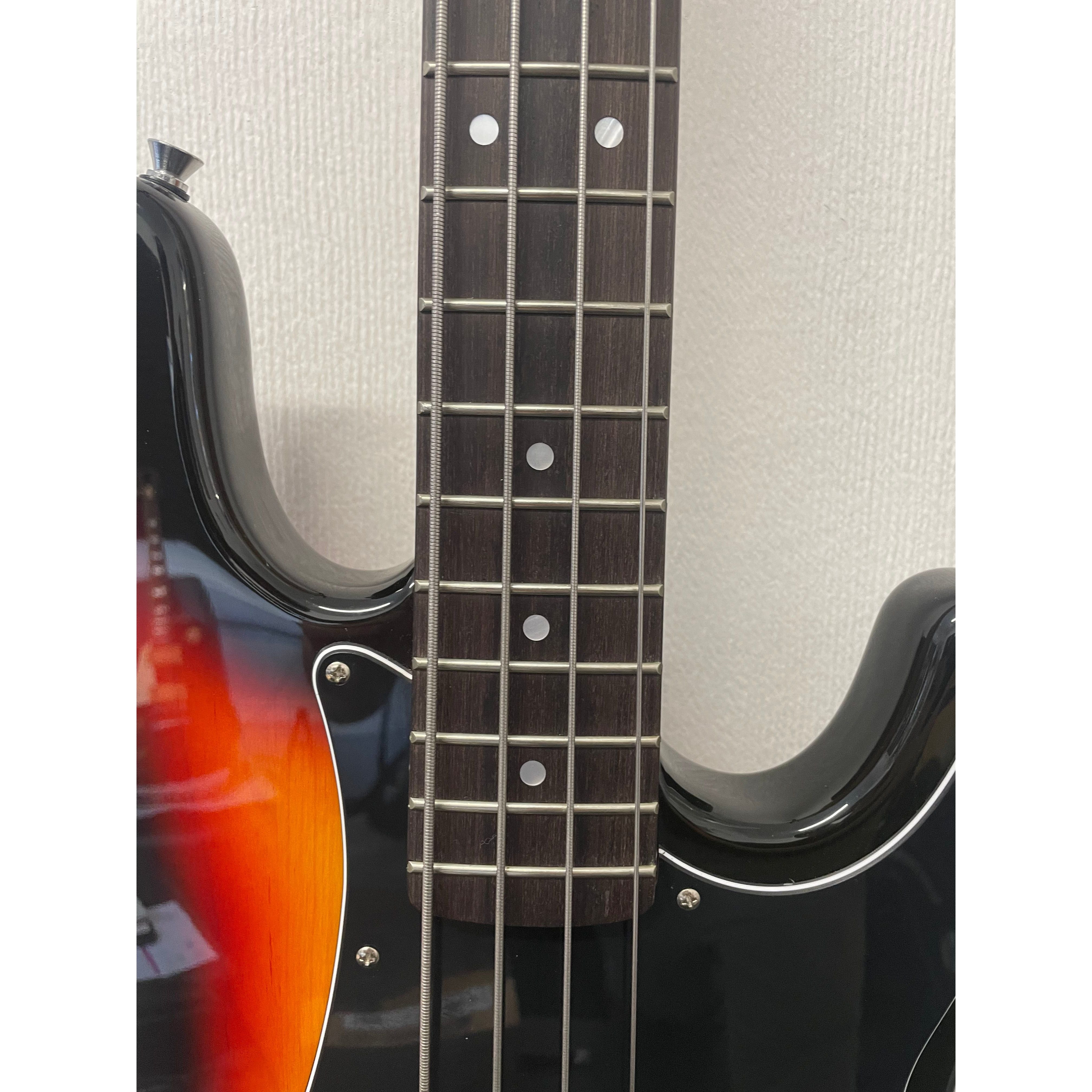 SX PJ-Style Bass Guitar VTG Series in Sunburst fitted with Flatwound Strings Pre-Owned