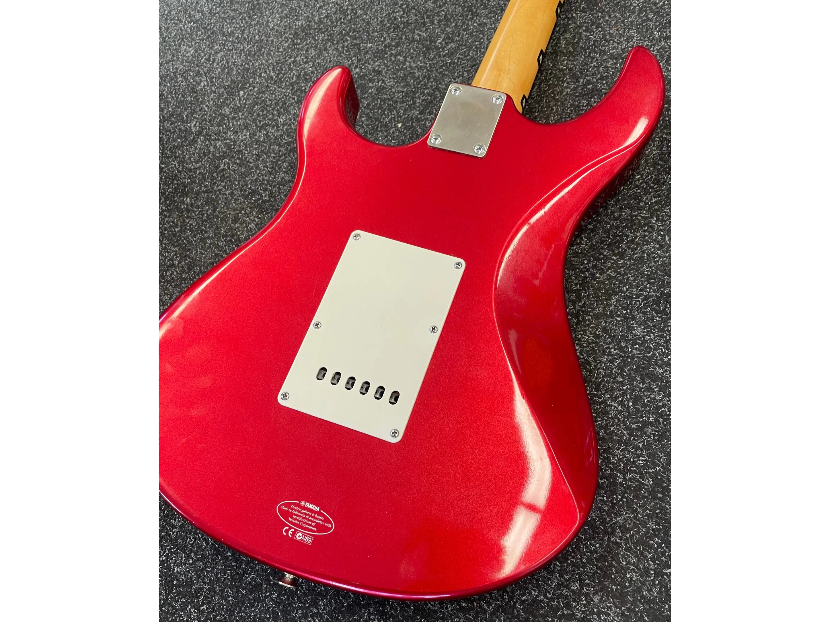 Yamaha Pacifica Red 012 in Red with Gigbag  Pre-Owned