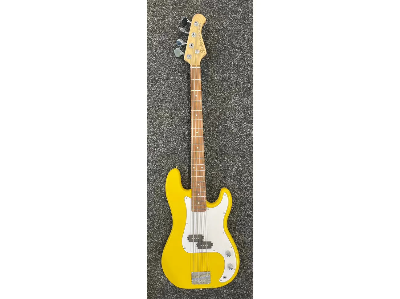 Farley Classic Series P-Bass Yellow Pre-Owned