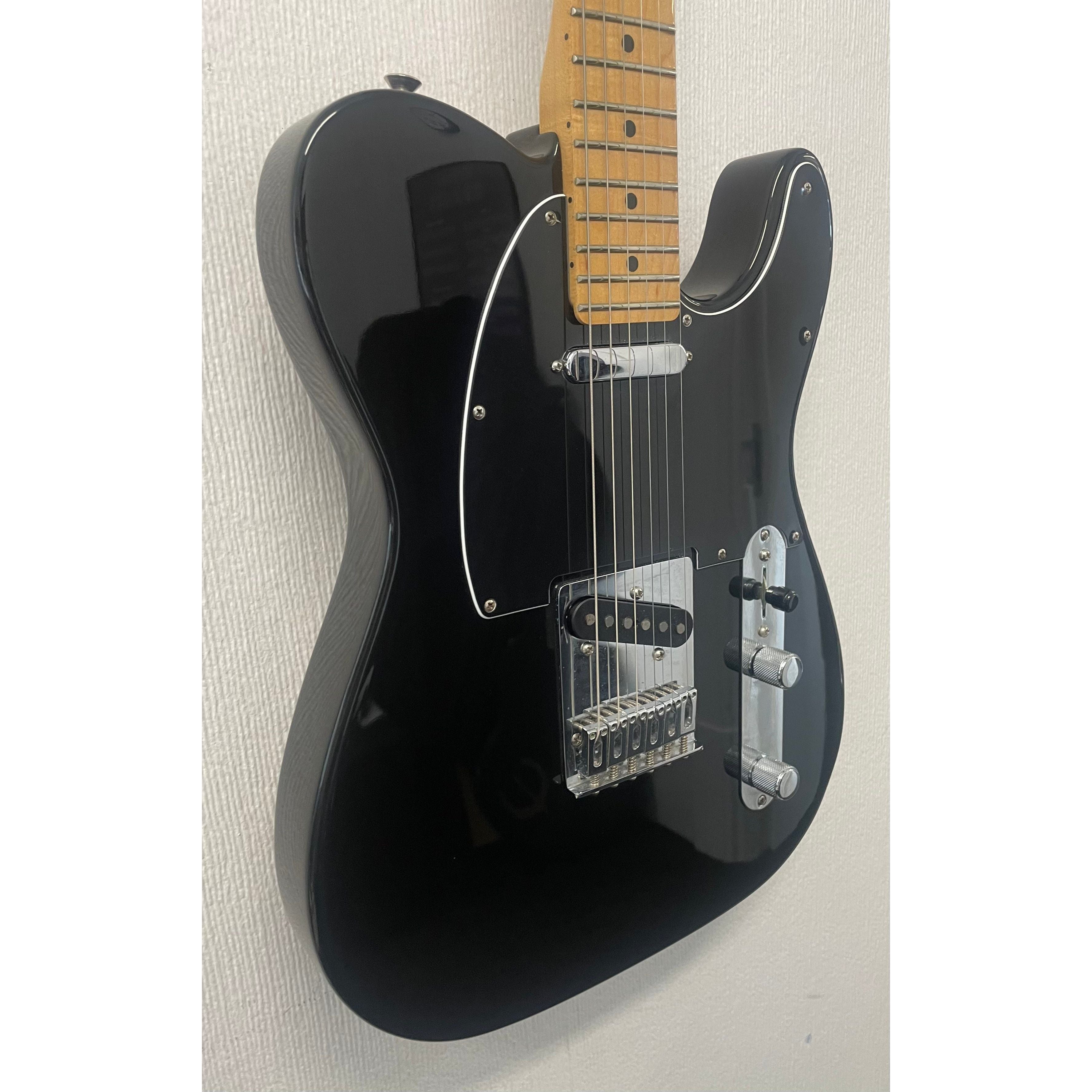 Fender Player Telecaster MIM Mexican, 2021, in Gloss Black Pre-Owned
