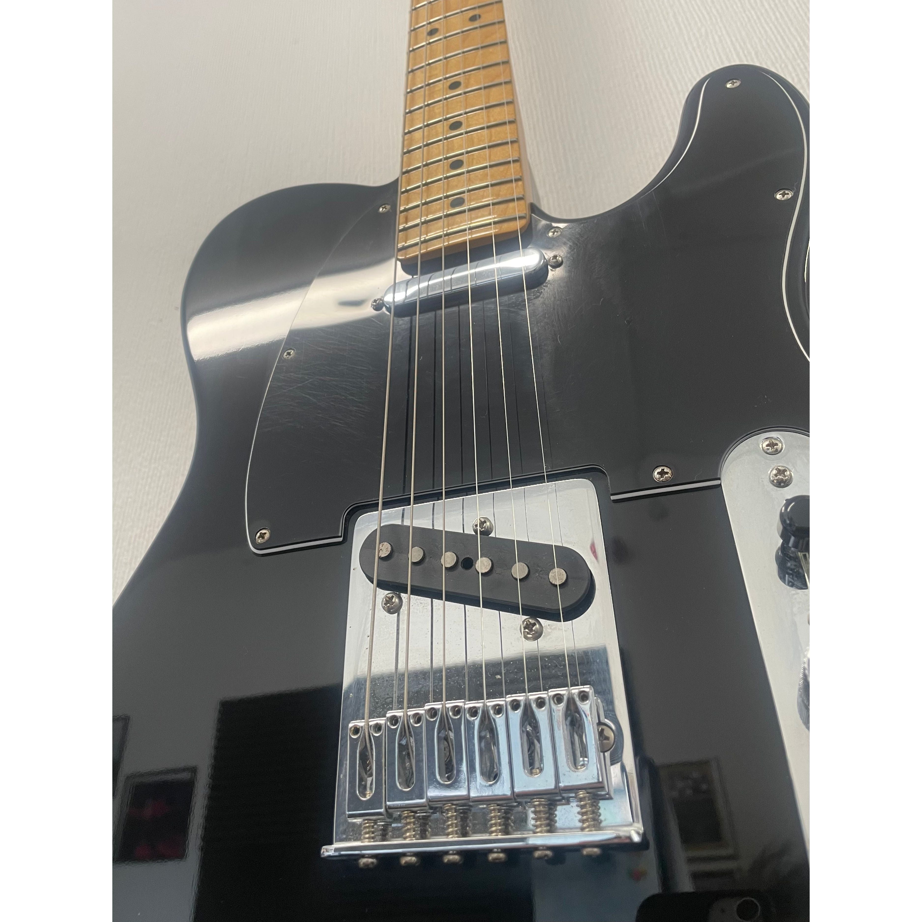 Fender Player Telecaster MIM Mexican, 2021, in Gloss Black Pre-Owned