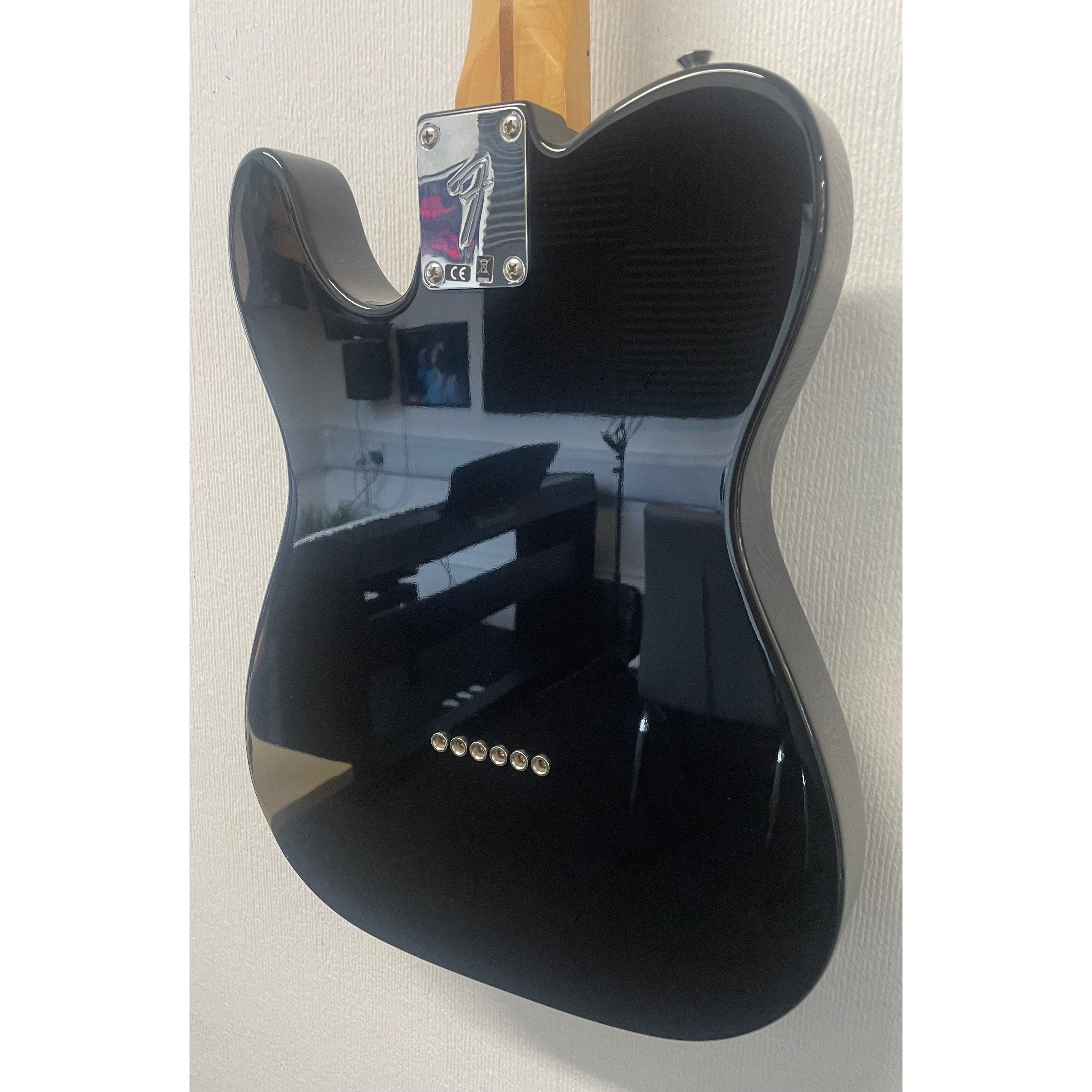 Fender Player Telecaster MIM Mexican, 2021, in Gloss Black Pre-Owned