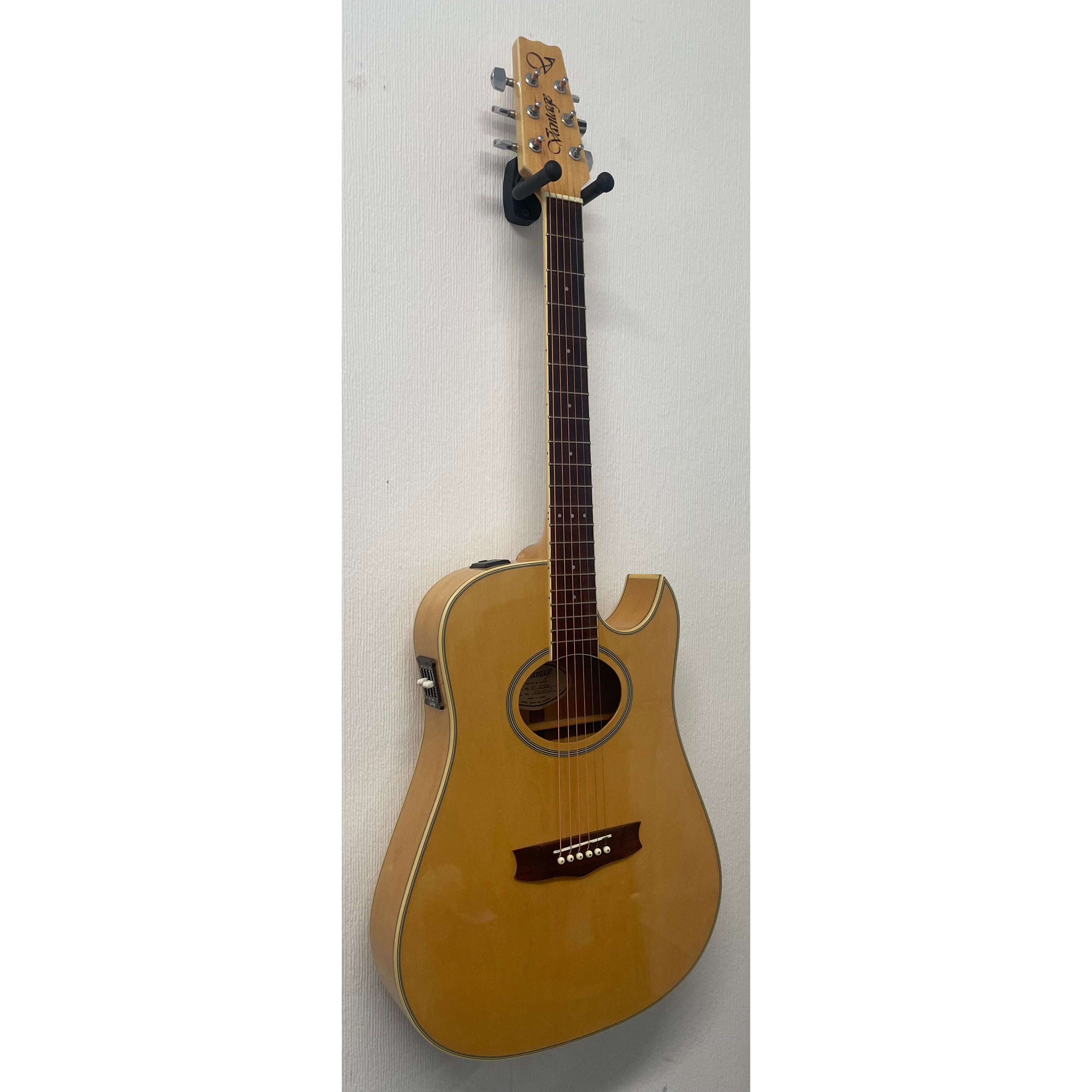 Vantage VS40 CEM Electro Acoustic Guitar in Natural Gloss with Epiphone Hardcase Pre-Owned