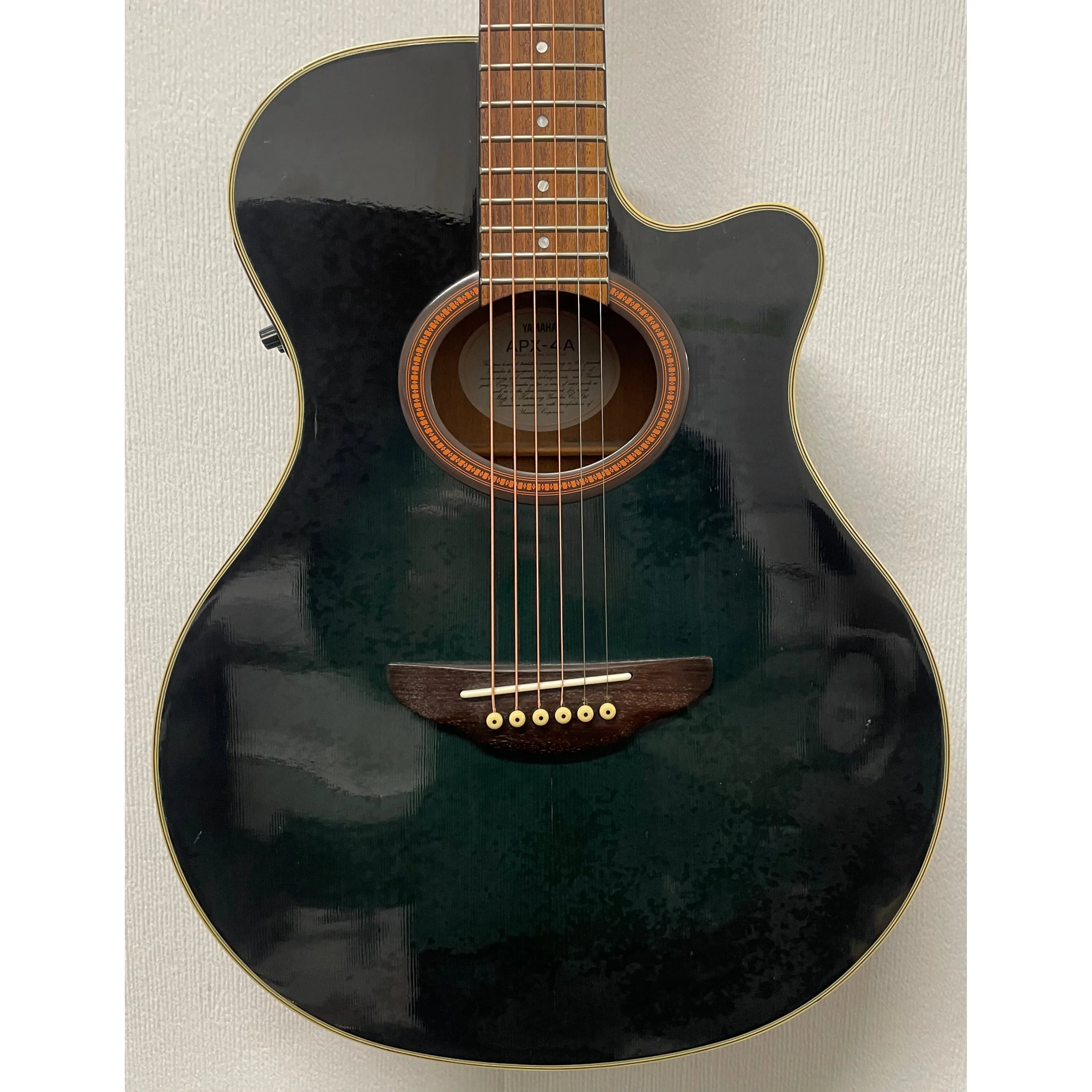 Yamaha APX-4A Electro Acoustic Guitar in Teal Pre-Owned