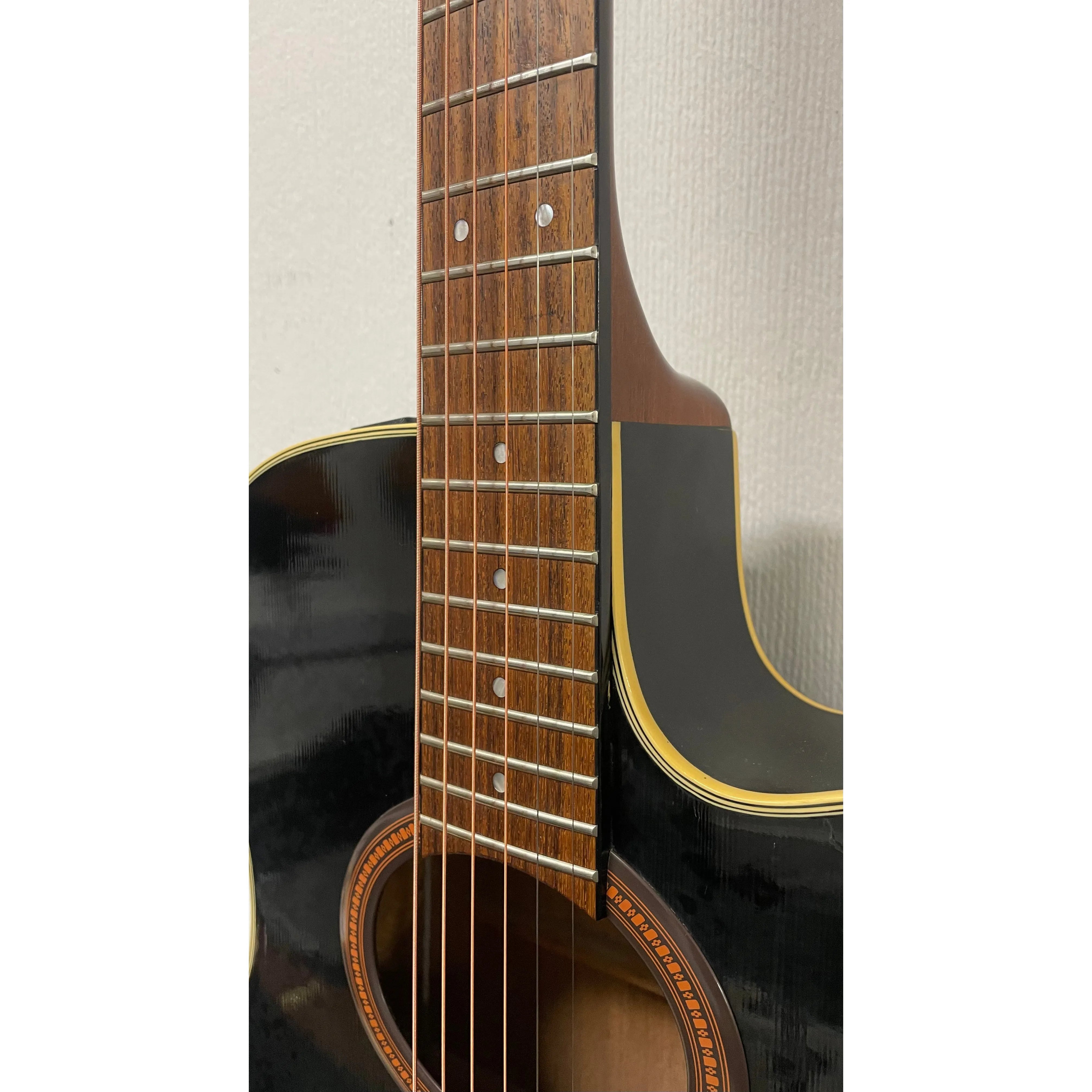 Yamaha APX-4A Electro Acoustic Guitar in Teal Pre-Owned