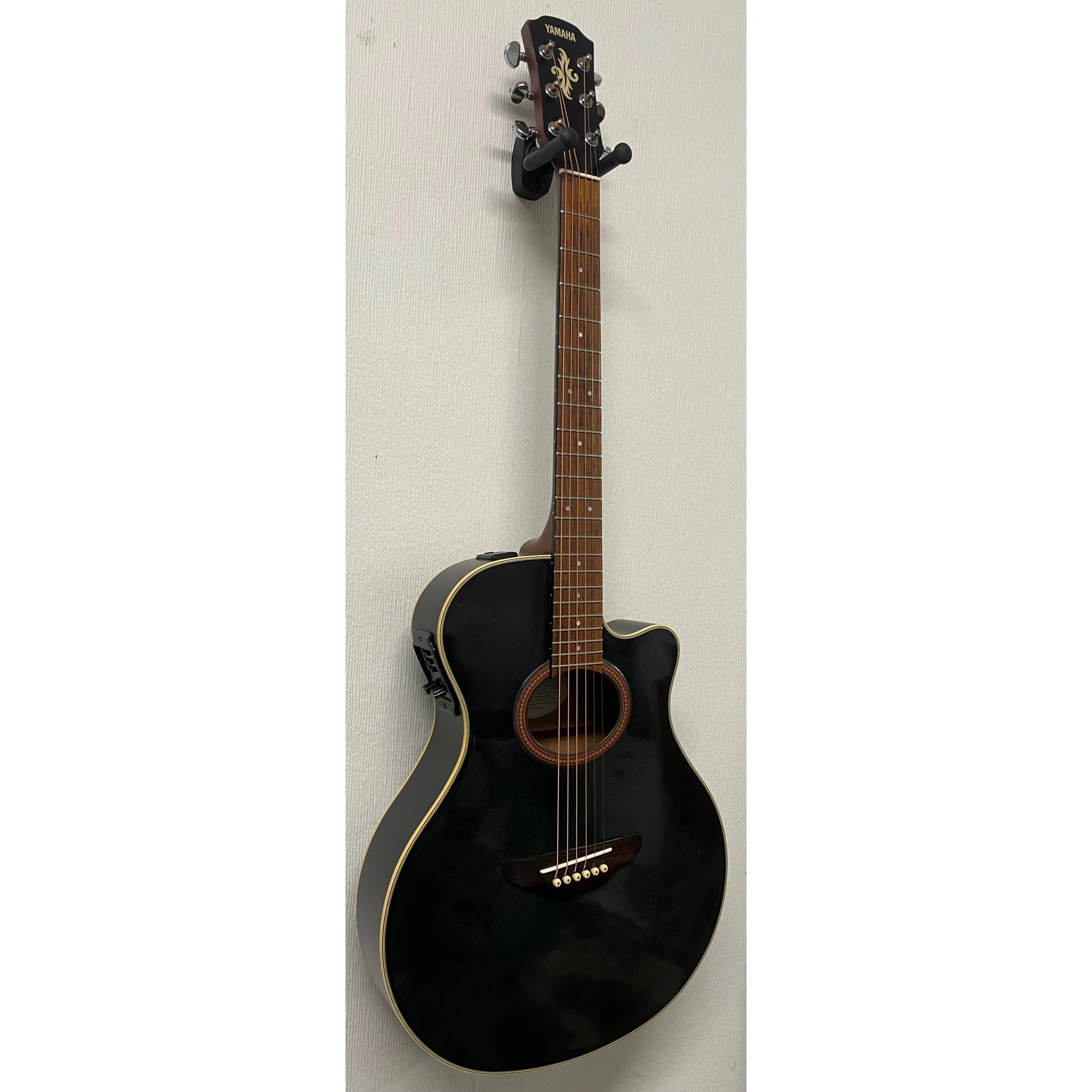 Yamaha APX-4A Electro Acoustic Guitar in Teal Pre-Owned