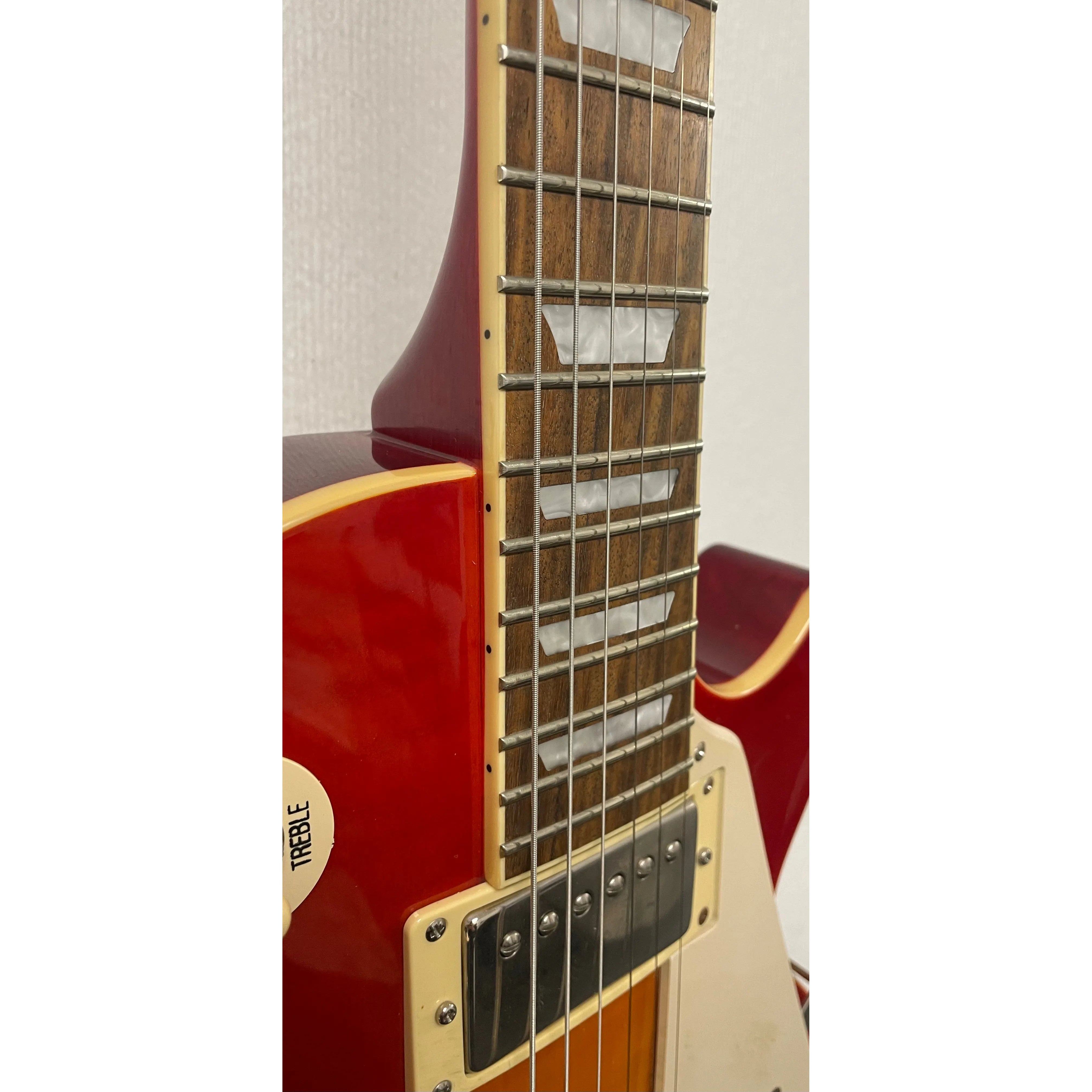 Epiphone Standard Pro Les Paul Plus Top Pro in Sunburst with Original Hardcase Pre-owned