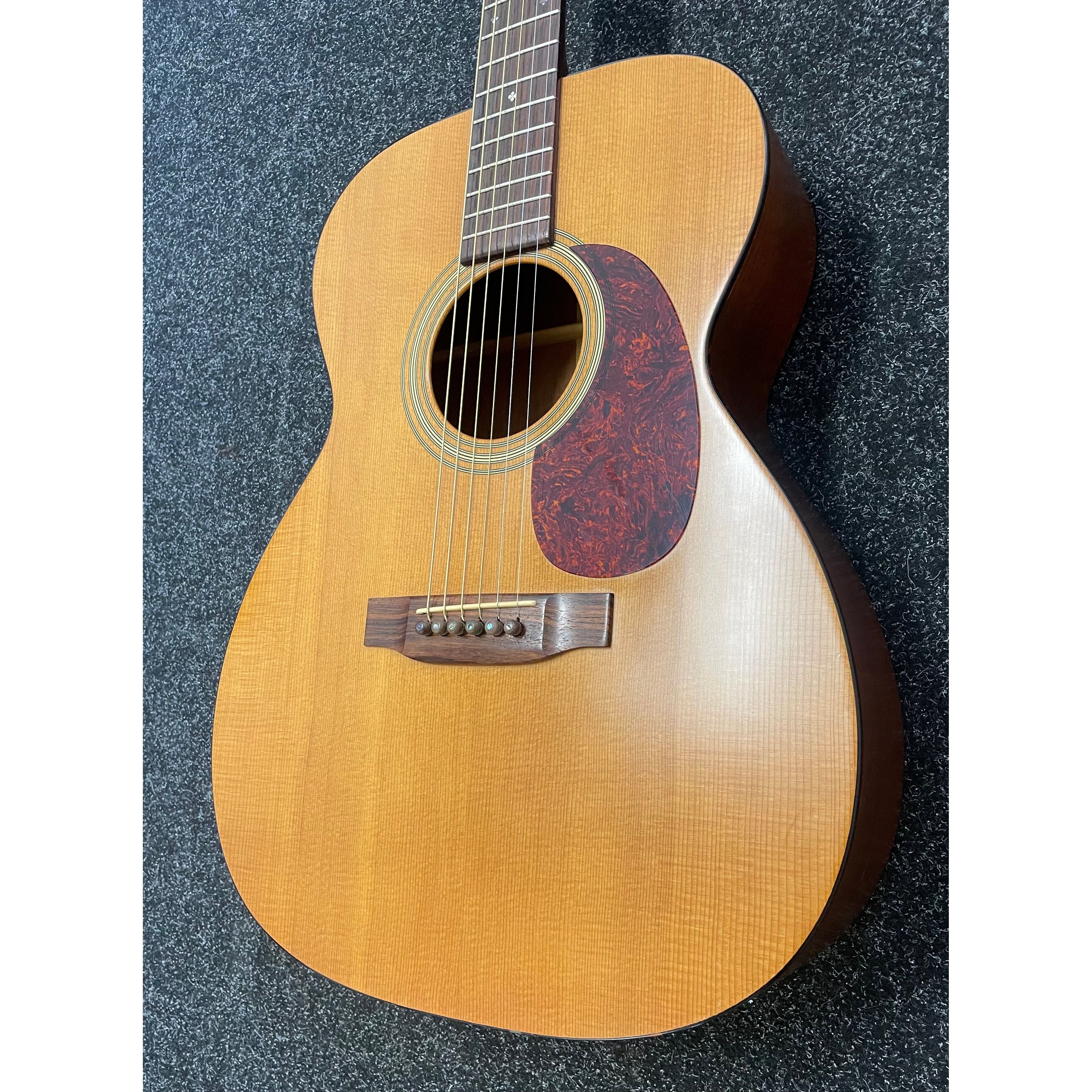 Martin & Co 000-16 Auditorium Electro Acoustic Guitar made in USA, 1991, with Hardcase Pre-Owned