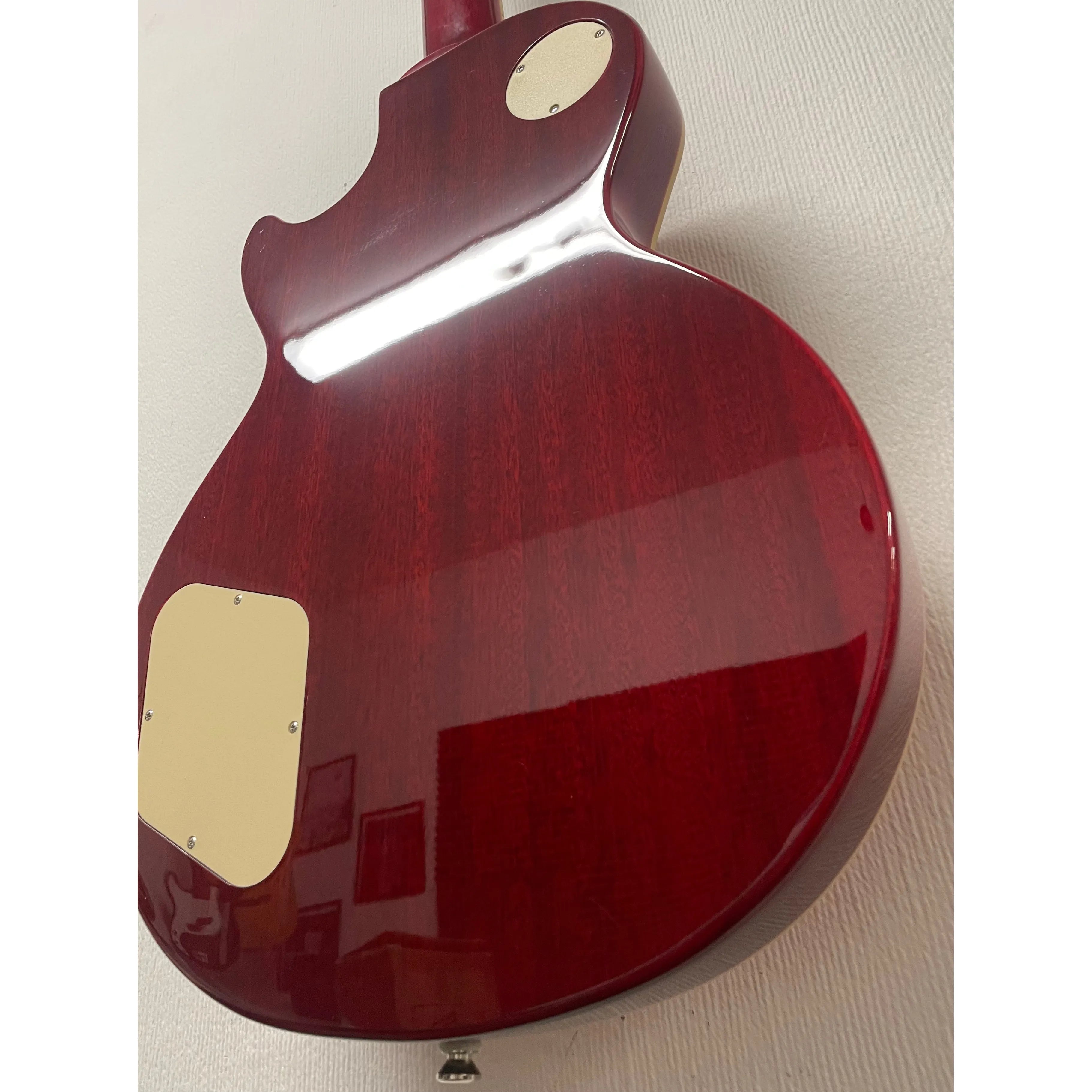 Epiphone Standard Pro Les Paul Plus Top Pro in Sunburst with Original Hardcase Pre-owned