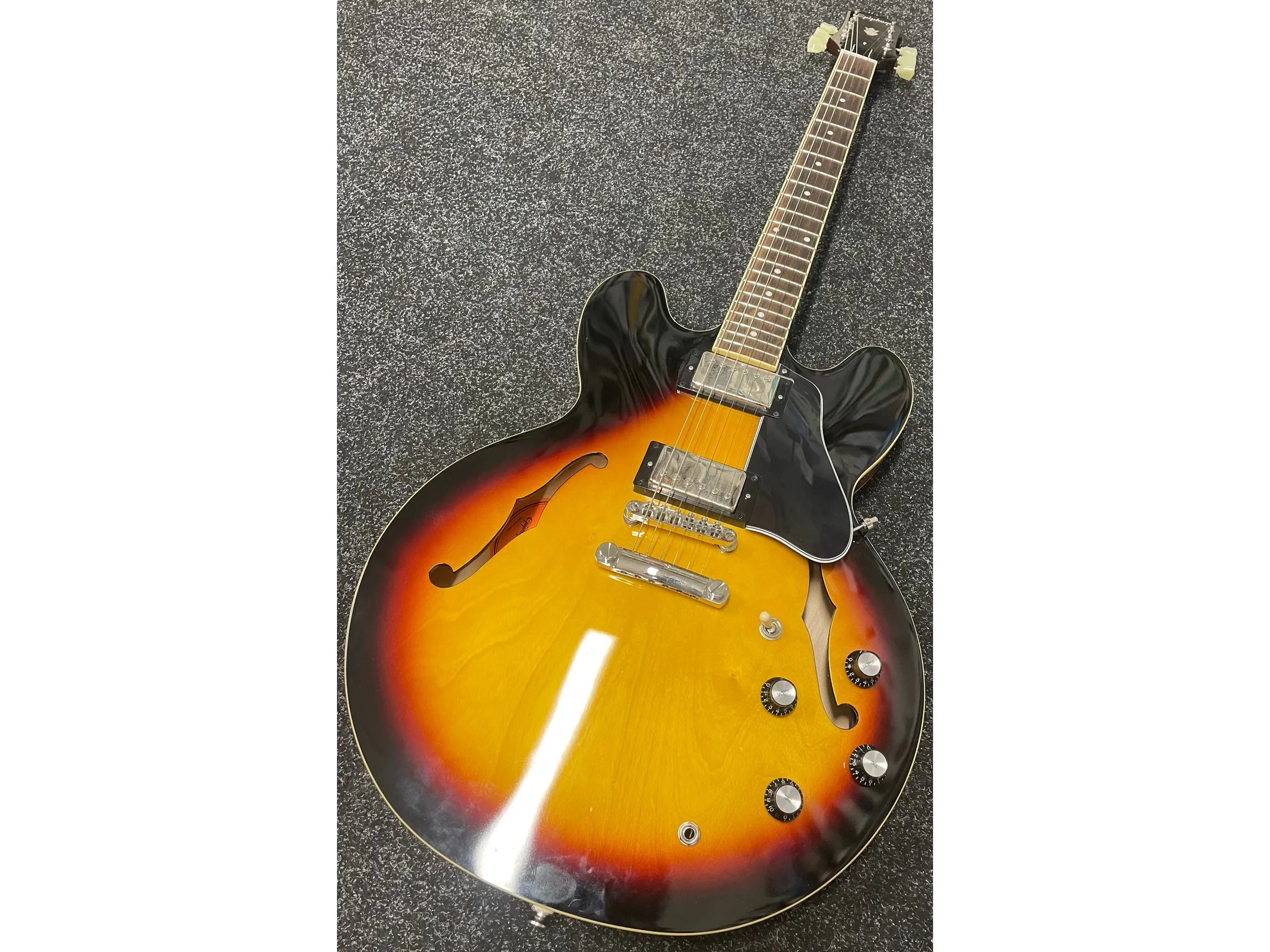 Epiphone Inspired by Gibson ES-335 Electric Guitar in Vintage Sunburst with gig bag Pre-Owned