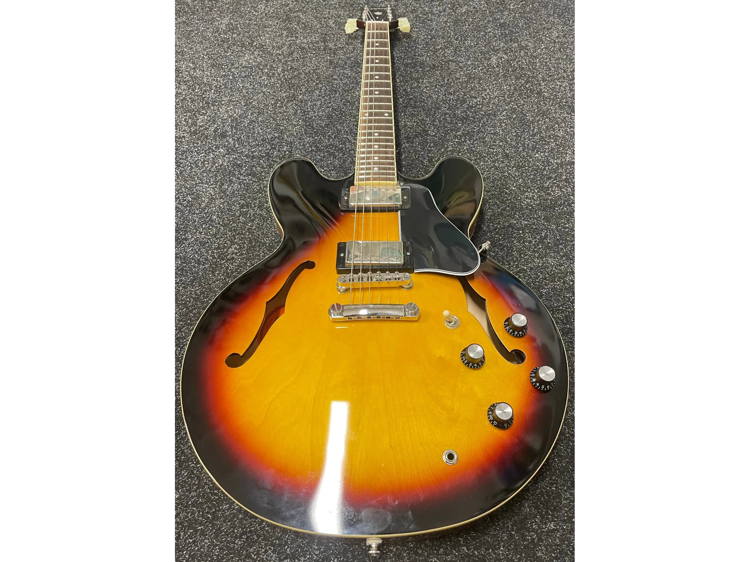 Epiphone Inspired by Gibson ES-335 Electric Guitar in Vintage Sunburst with gig bag Pre-Owned