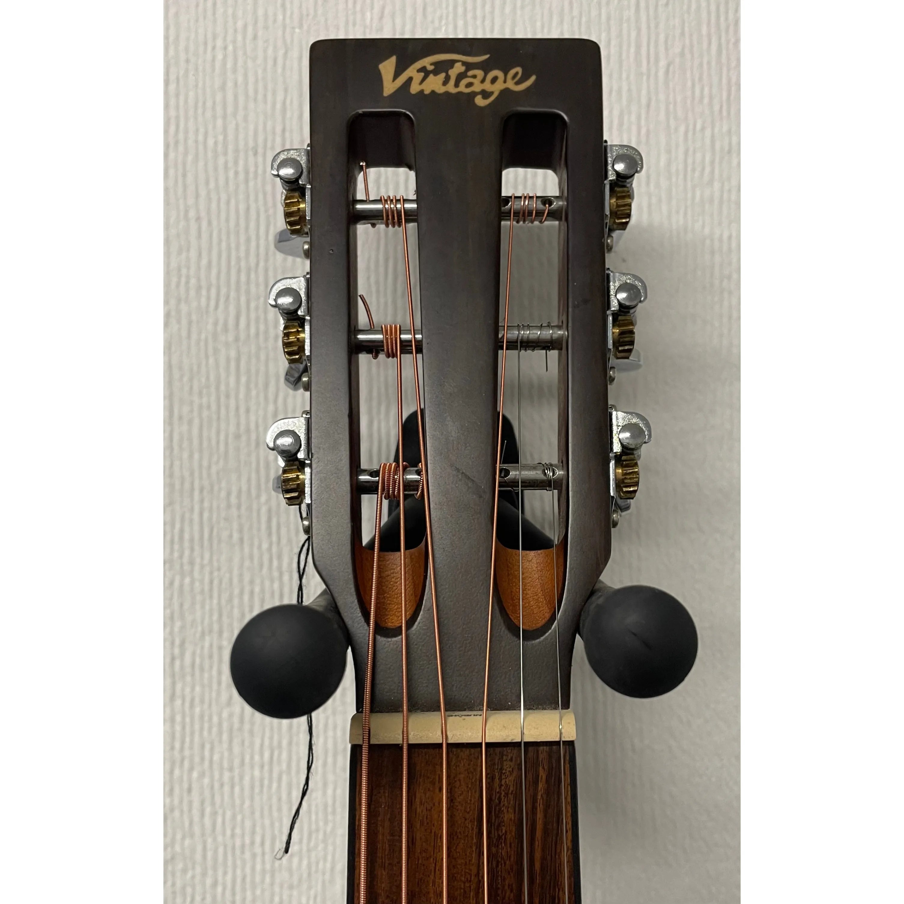 Vintage VE660VB Dreadnought Electro-Acoustic Guitar in Sunburst Pre-Owned