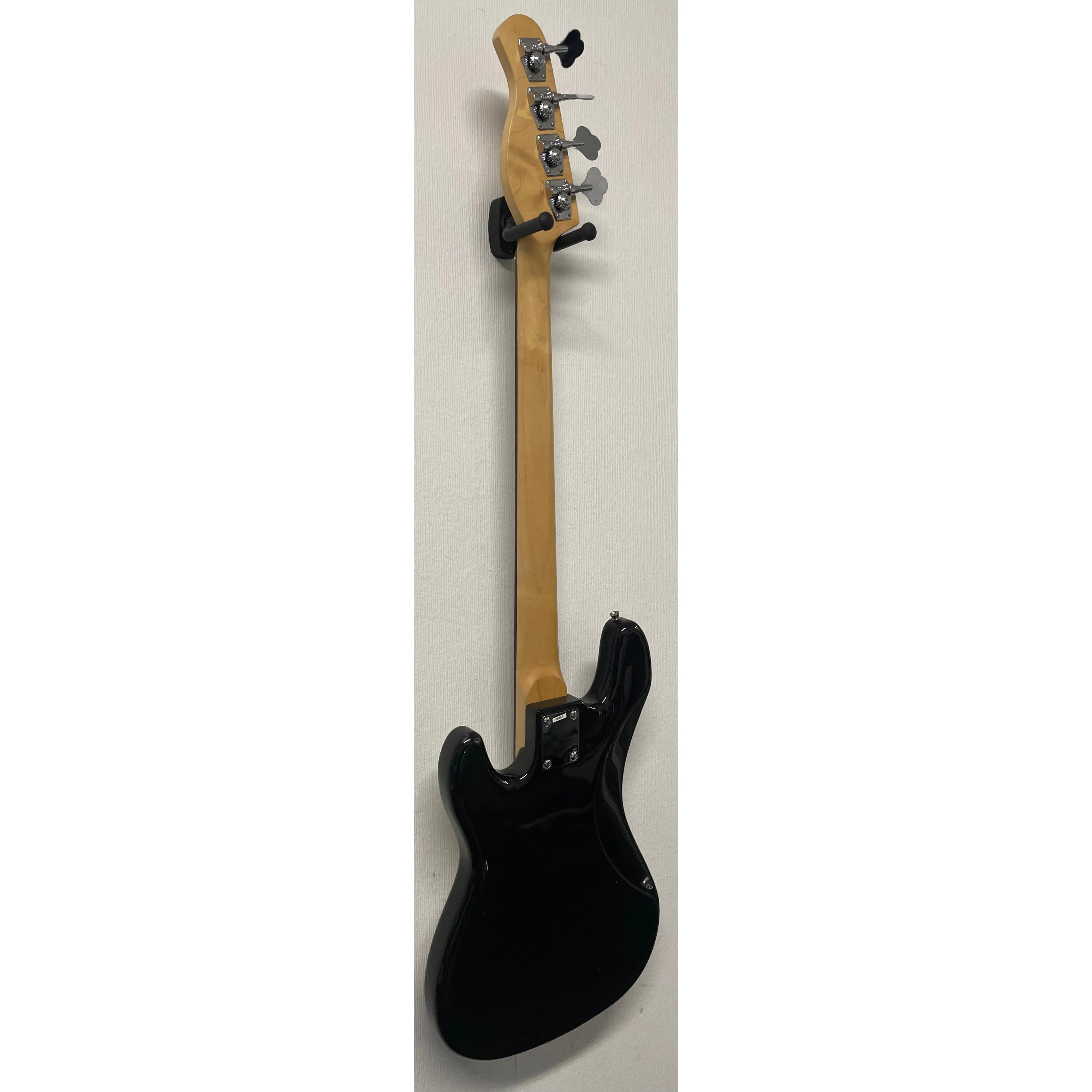 Lindo Precision Style Bass Guitar in Black Pre-Owned