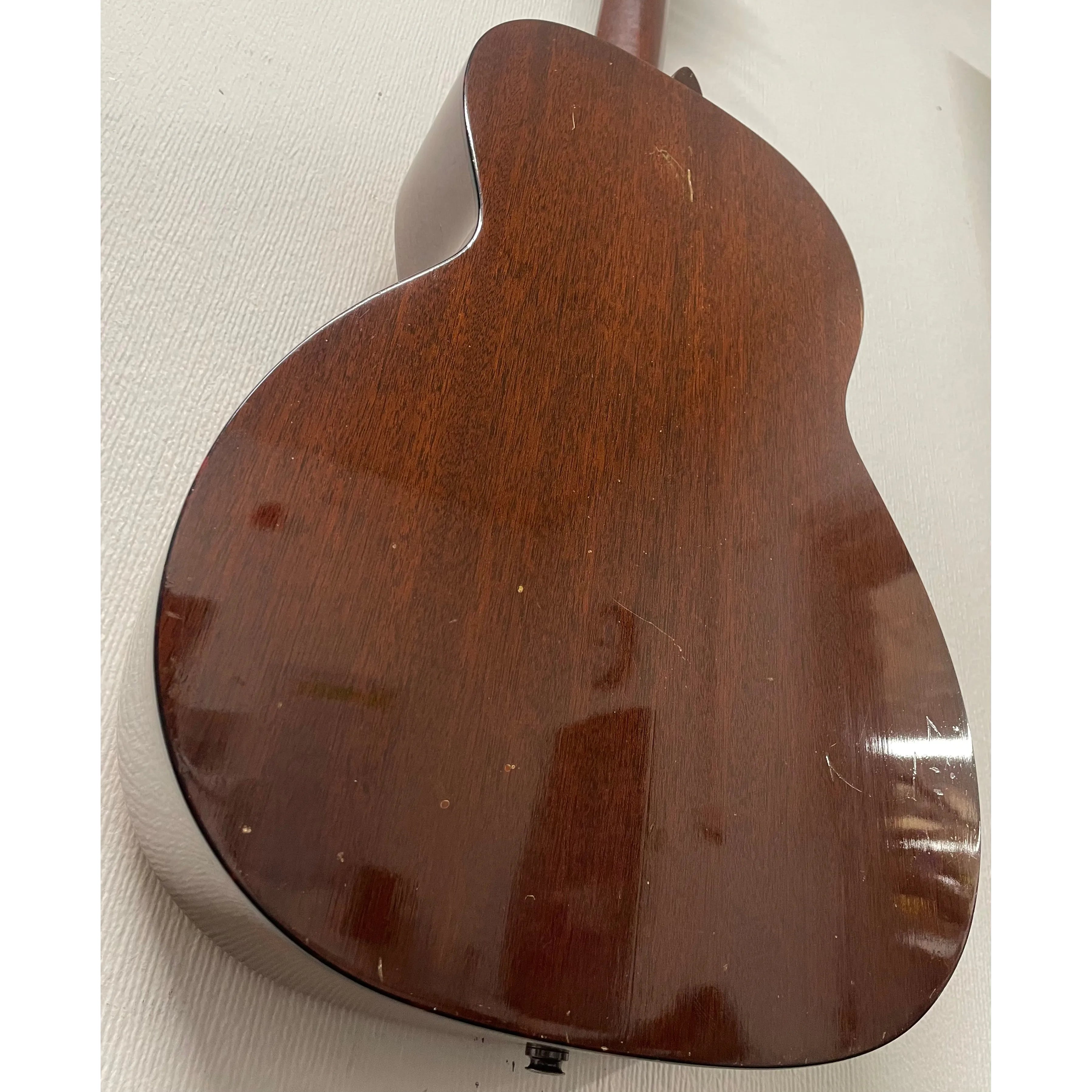 Martin 00-18C Classical Guitar with Electronics and Hardcase, 1962, Pre-Owned