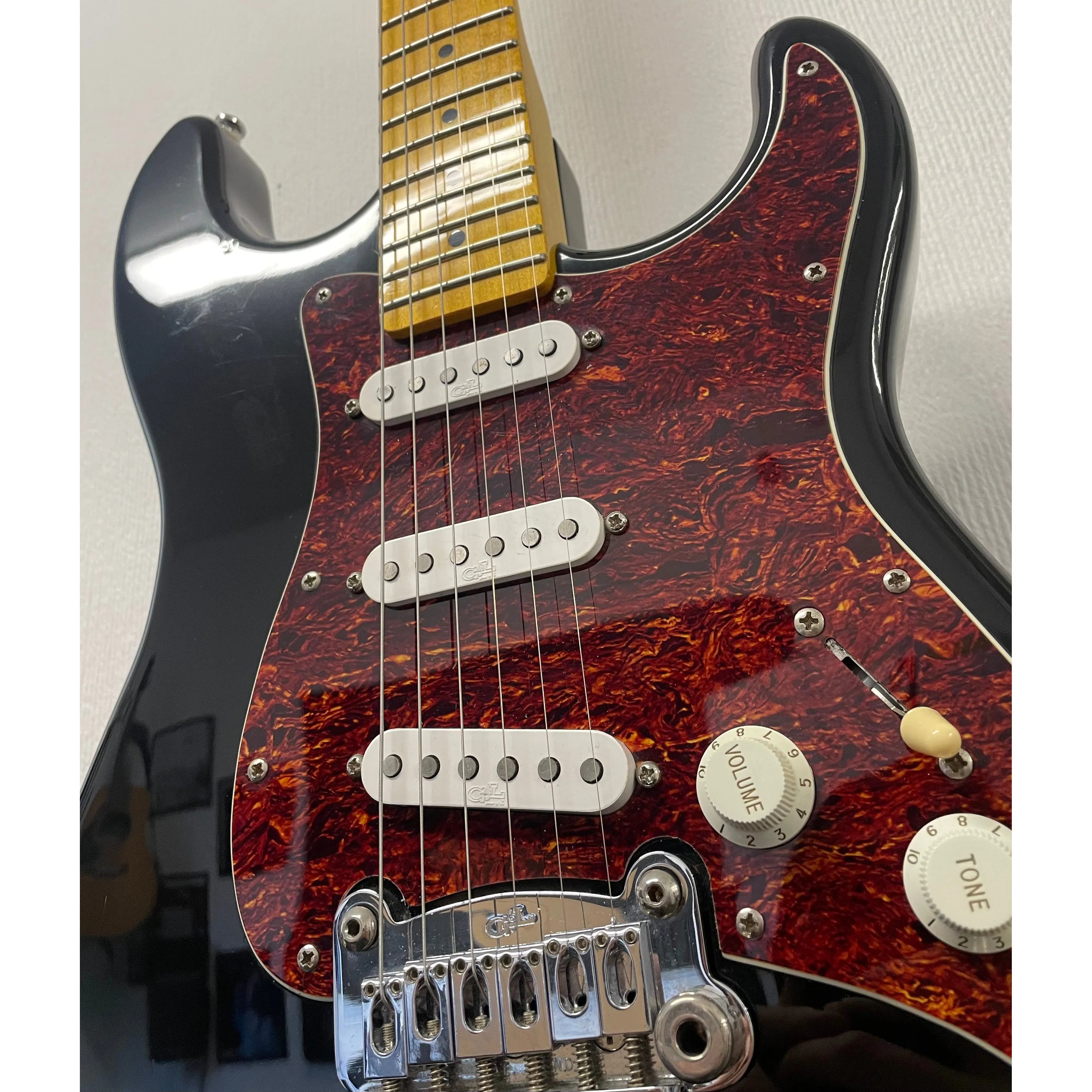 G&L Legacy Tribute Series Electric Guitar in Black Pre-Owned