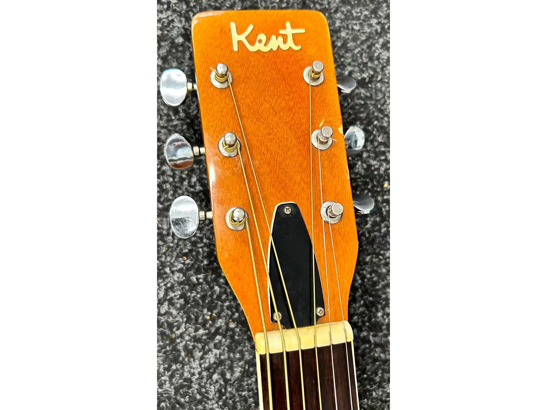 Kent Natural Acoustic Guitar Pre-Owned