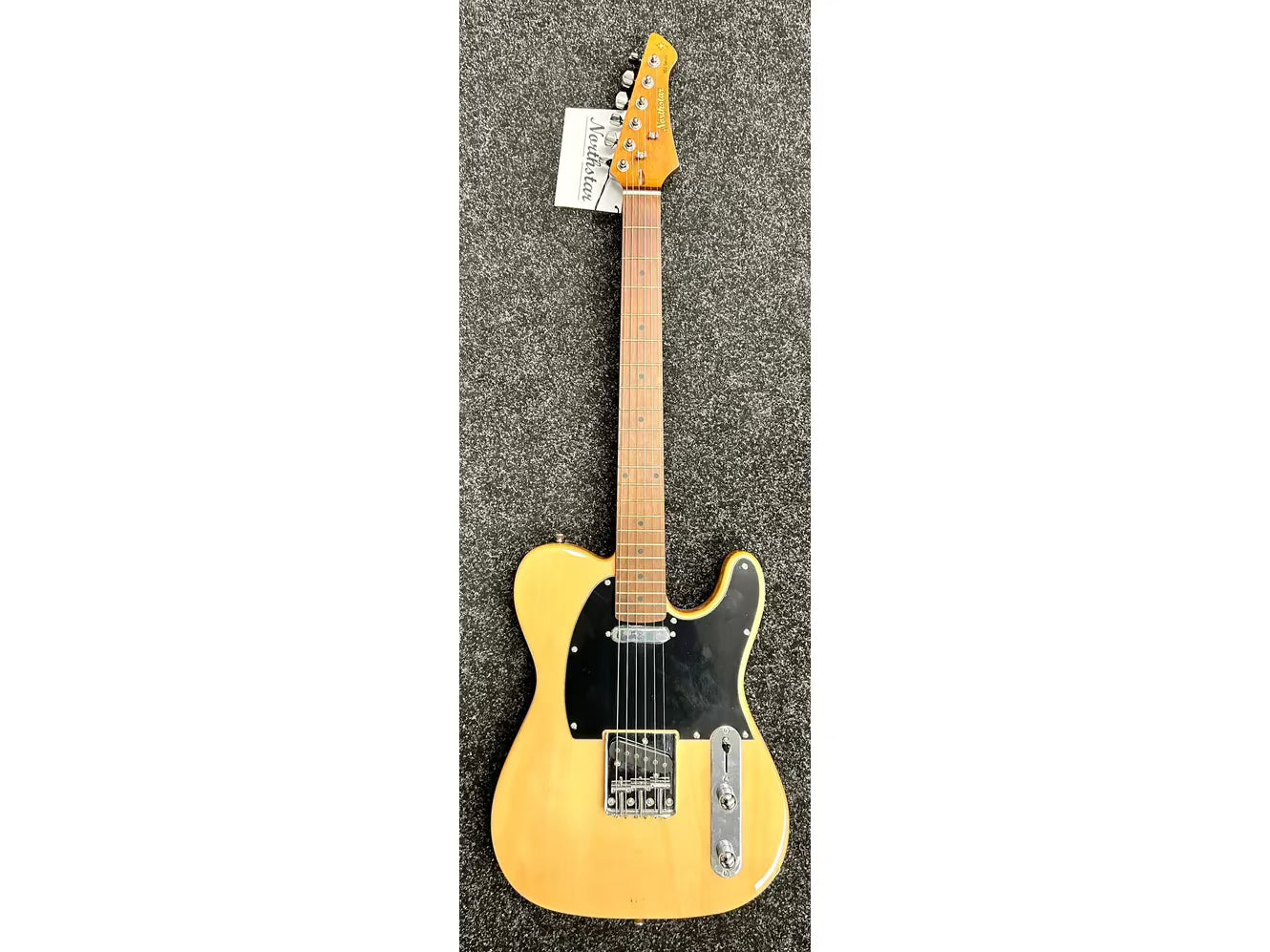 Northstar Electric Guitar Single Cut, in Natural