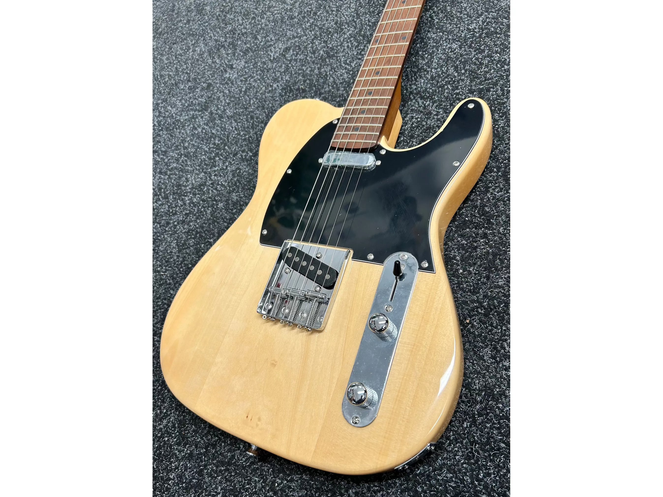 Northstar Electric Guitar Single Cut, in Natural