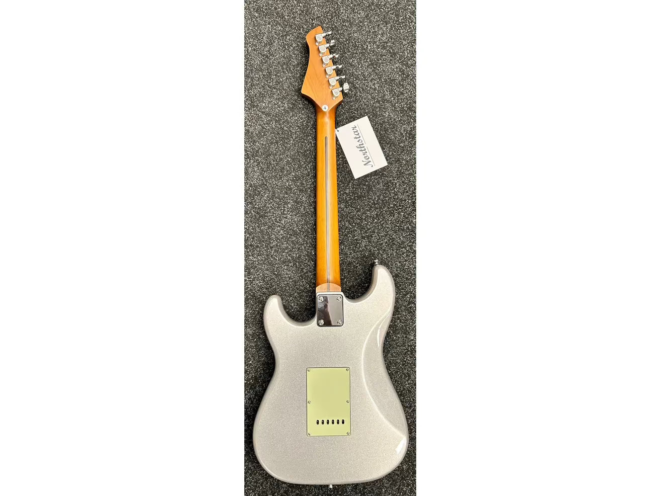 Northstar Electric Guitar Double Cut, in Inca Silver