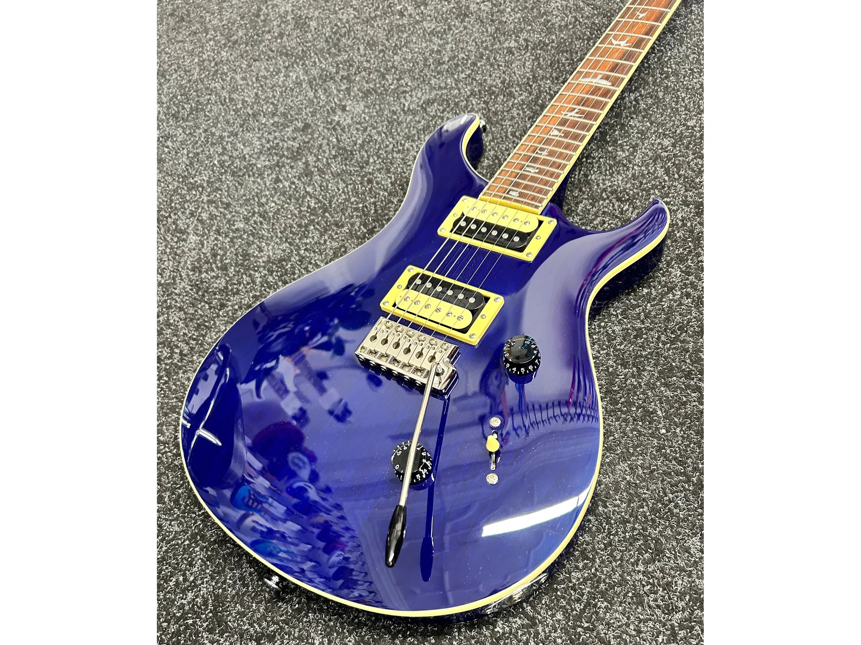 PRS SE Standard 24 Electric Guitar in Translucent Blue Pre-Owned