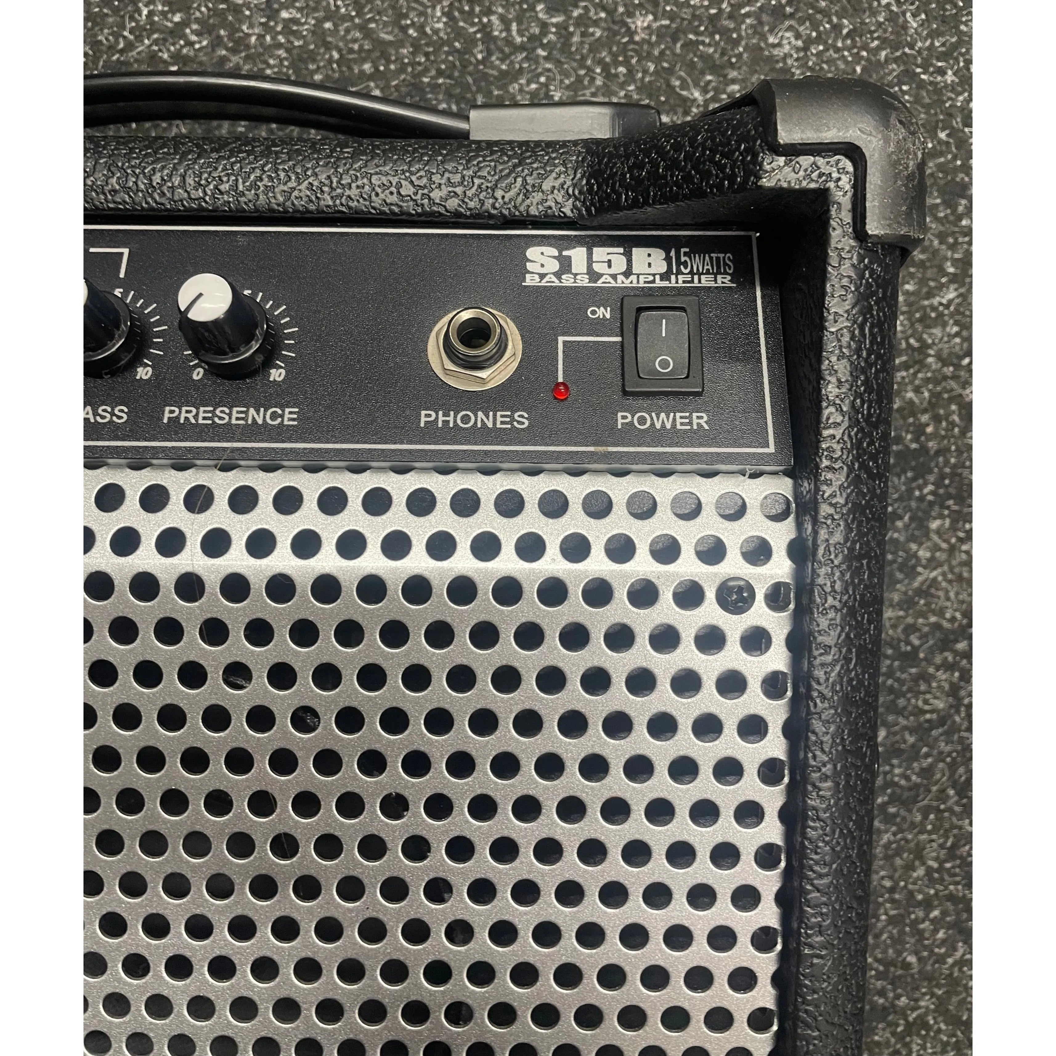 Gear4music S15B 15W Bass Combo Amplifier Pre-Owned