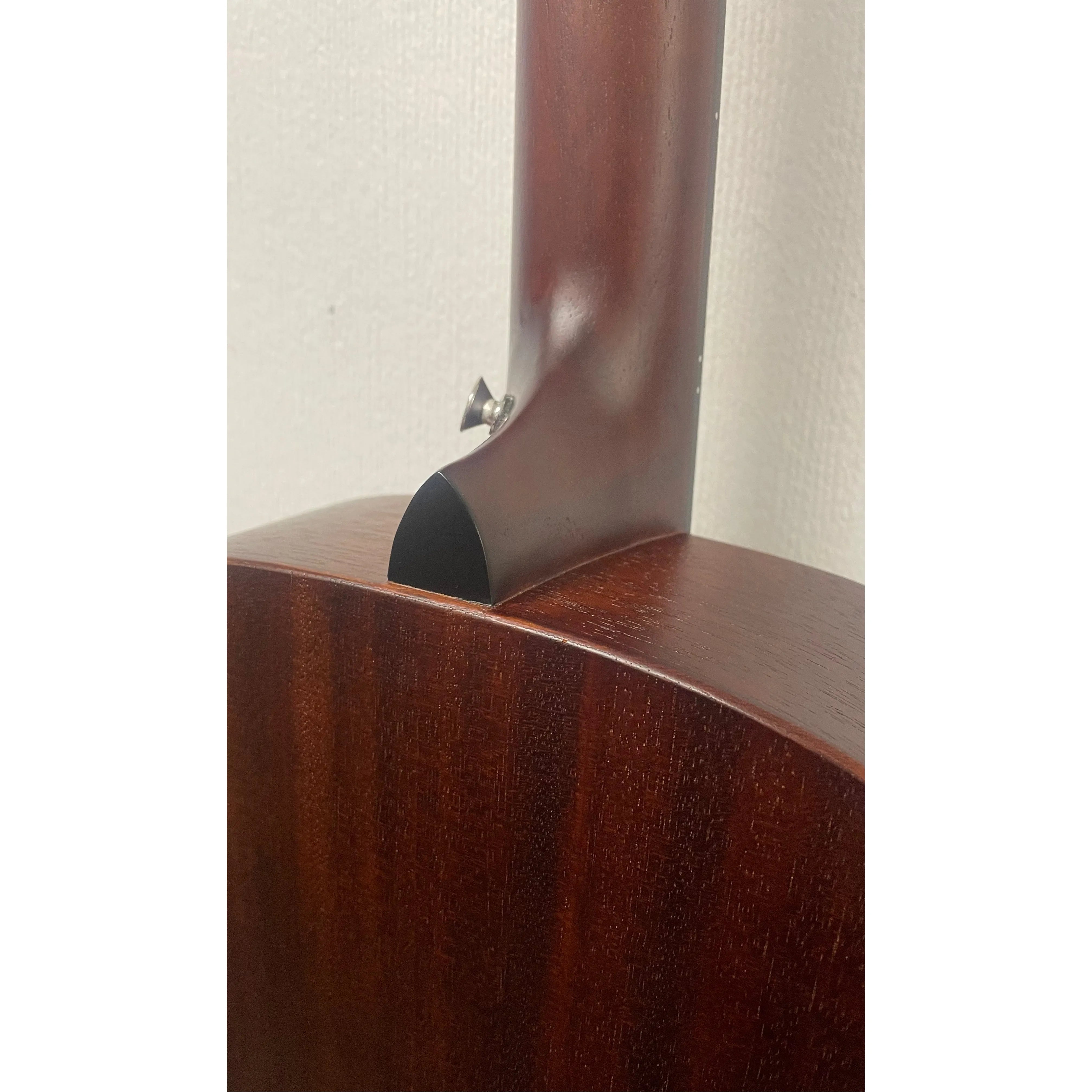 Tanglewood Crossroads Travel Acoustic Guitar TWCRT in Whiskey Barrel Pre-Owned